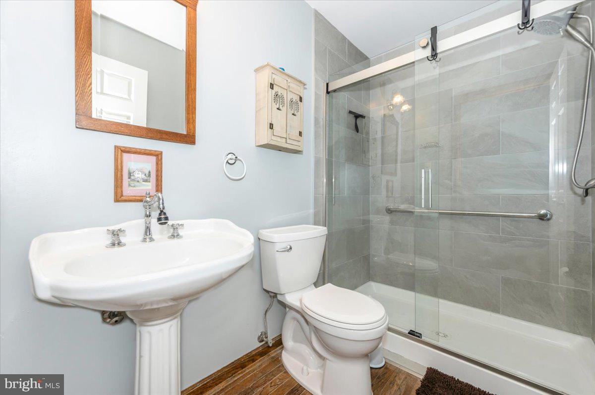 MEADOWS AT GROVE CREEK - Residential