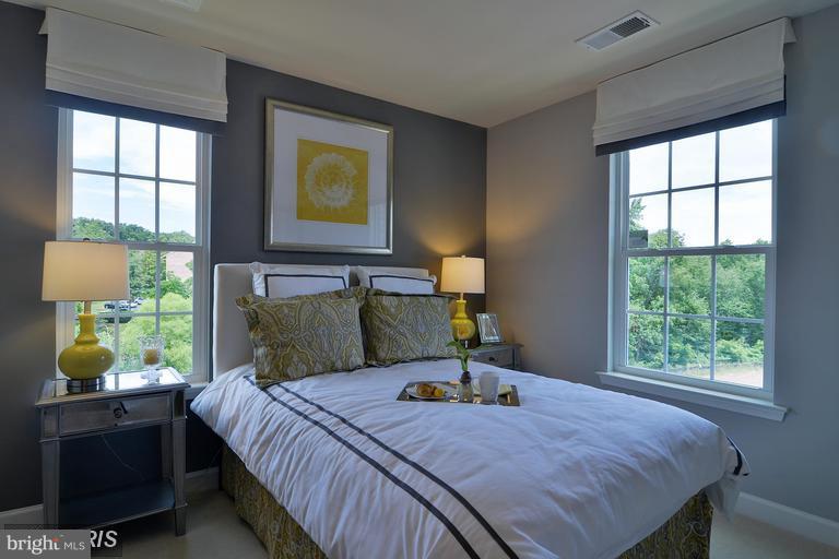 BALLARD GREEN - Residential Lease