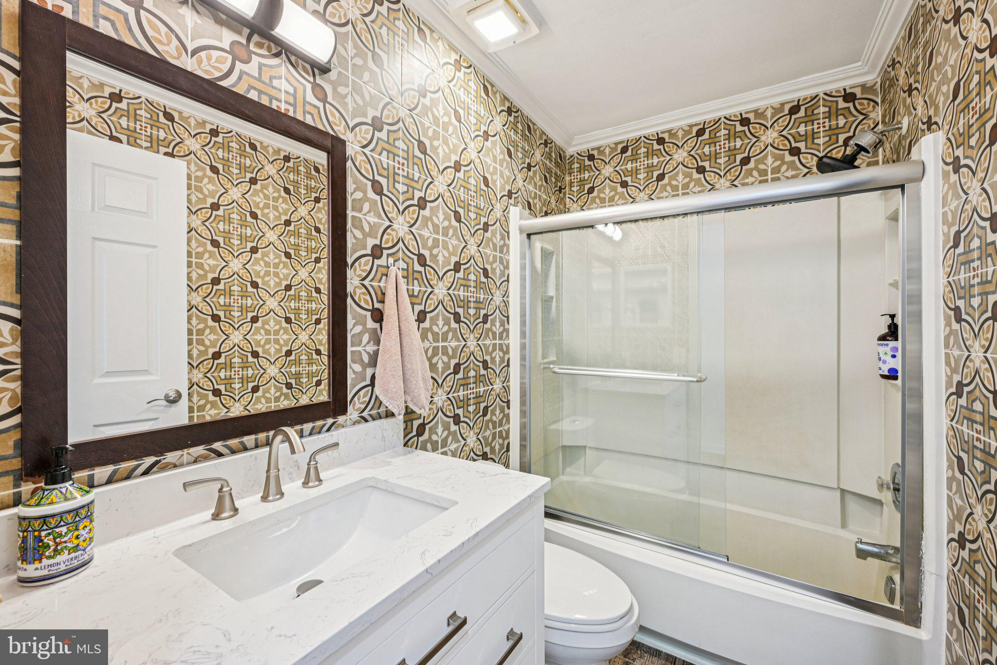 WOOD HOLLOW - Residential