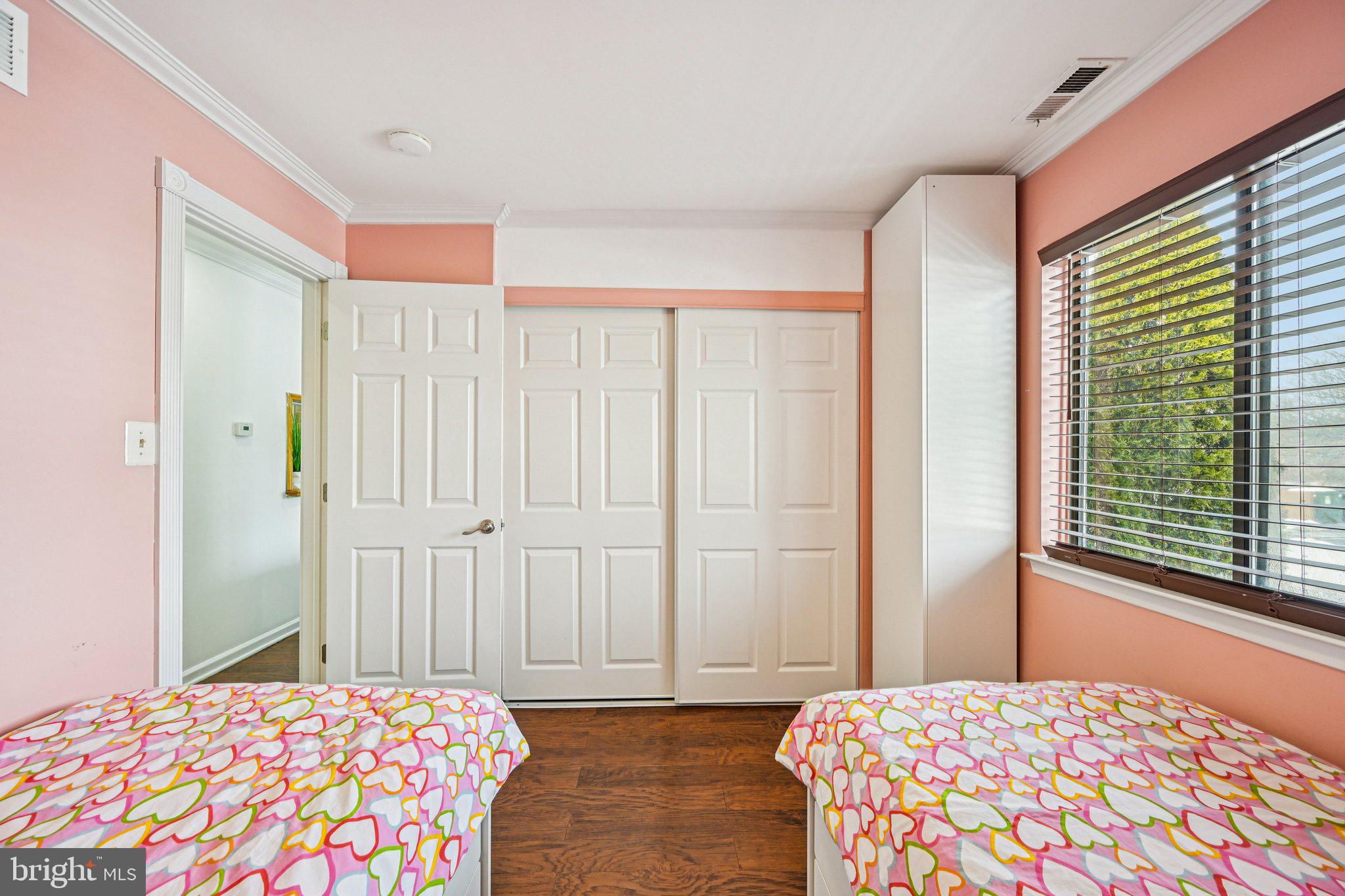 WOOD HOLLOW - Residential