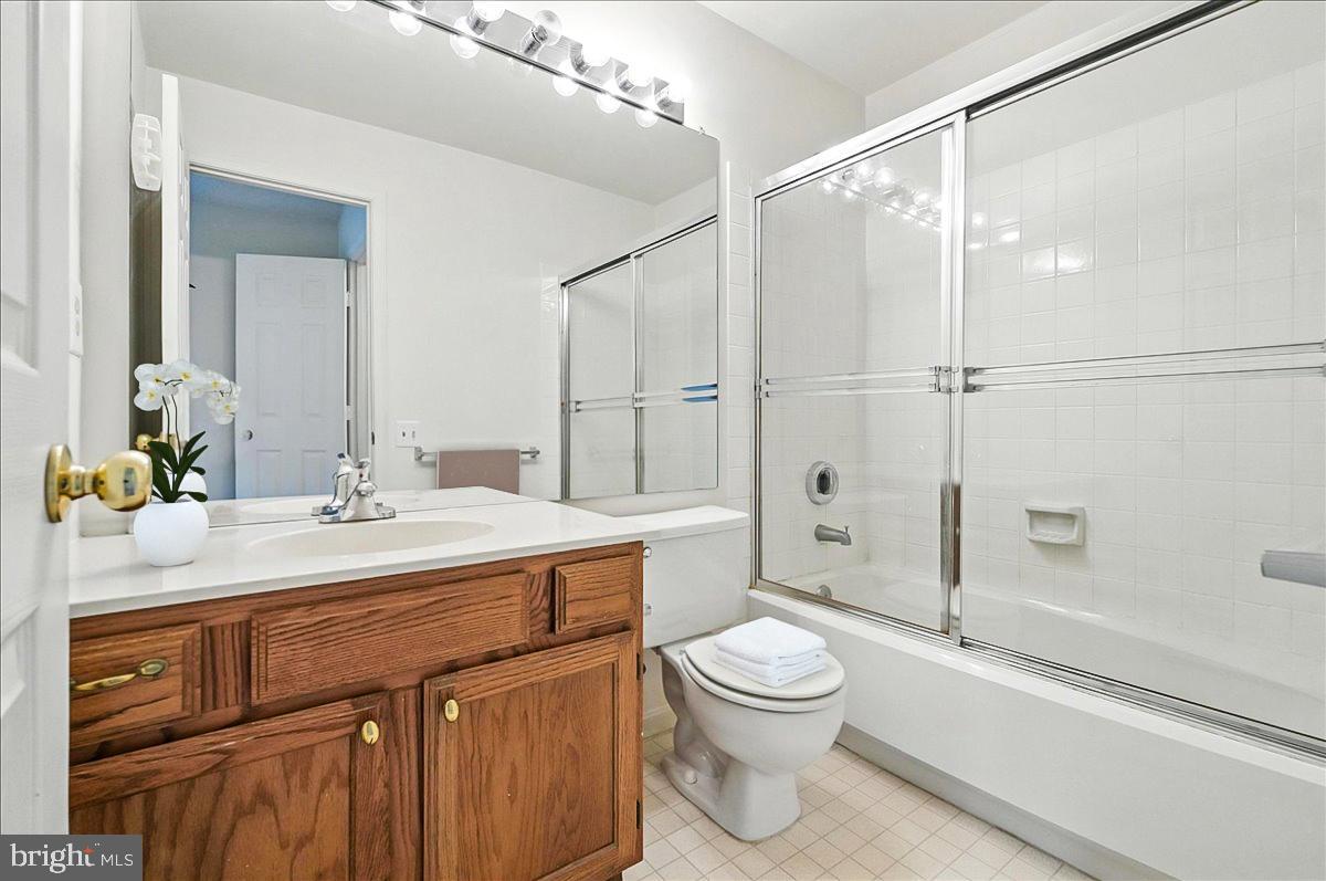 BULL RUN CONDO - Residential