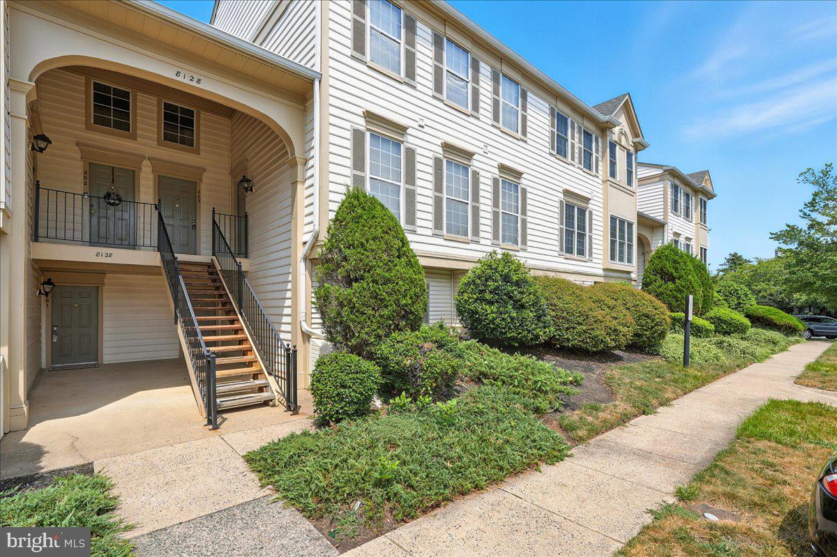 BULL RUN CONDO - Residential