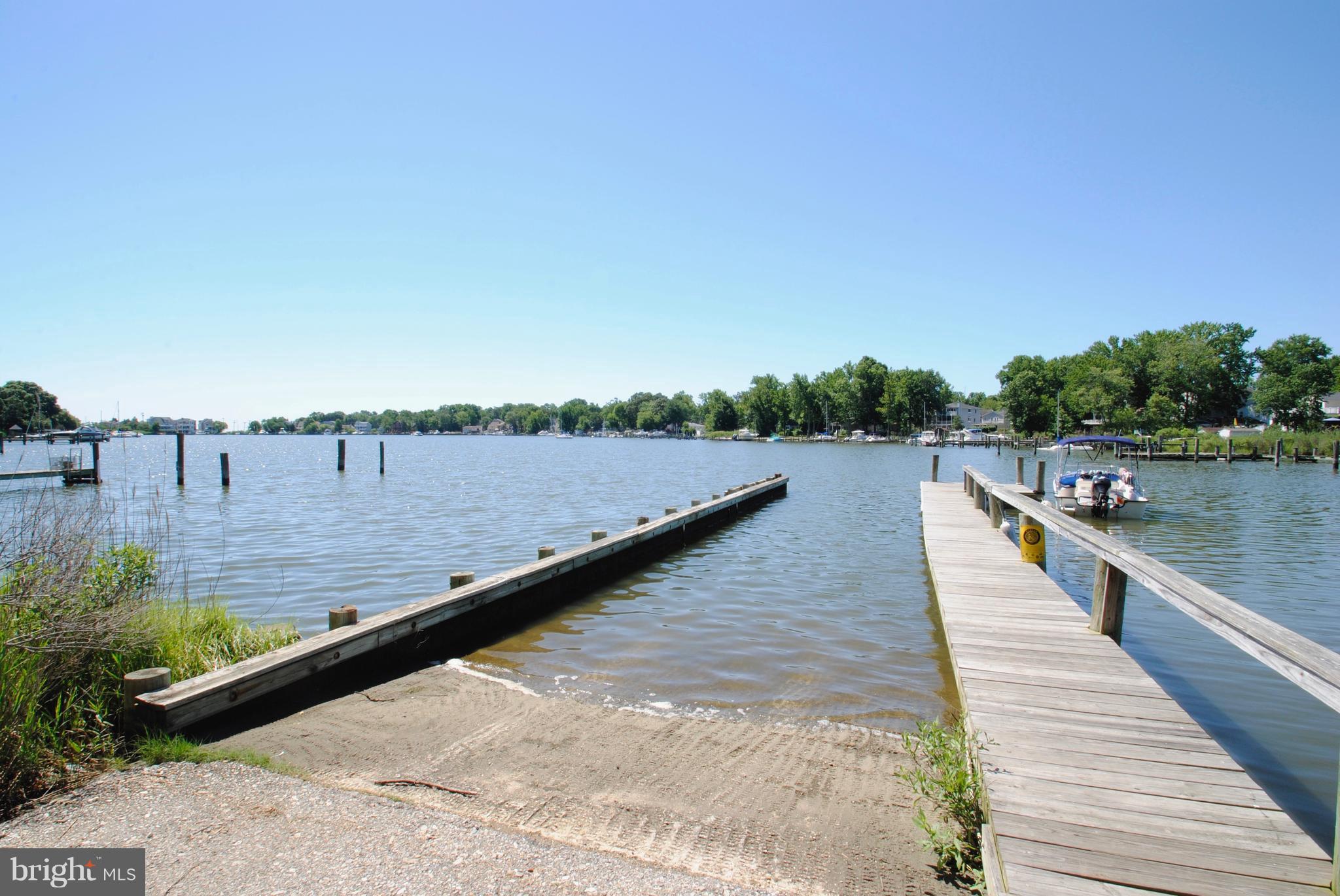 BAY HIGHLANDS - Residential