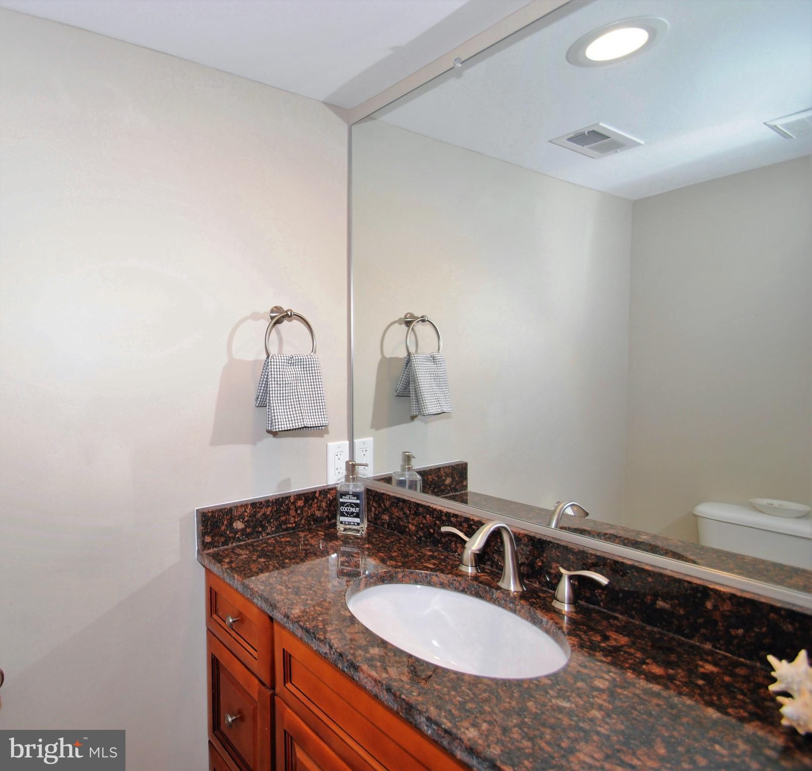 BAY HIGHLANDS - Residential