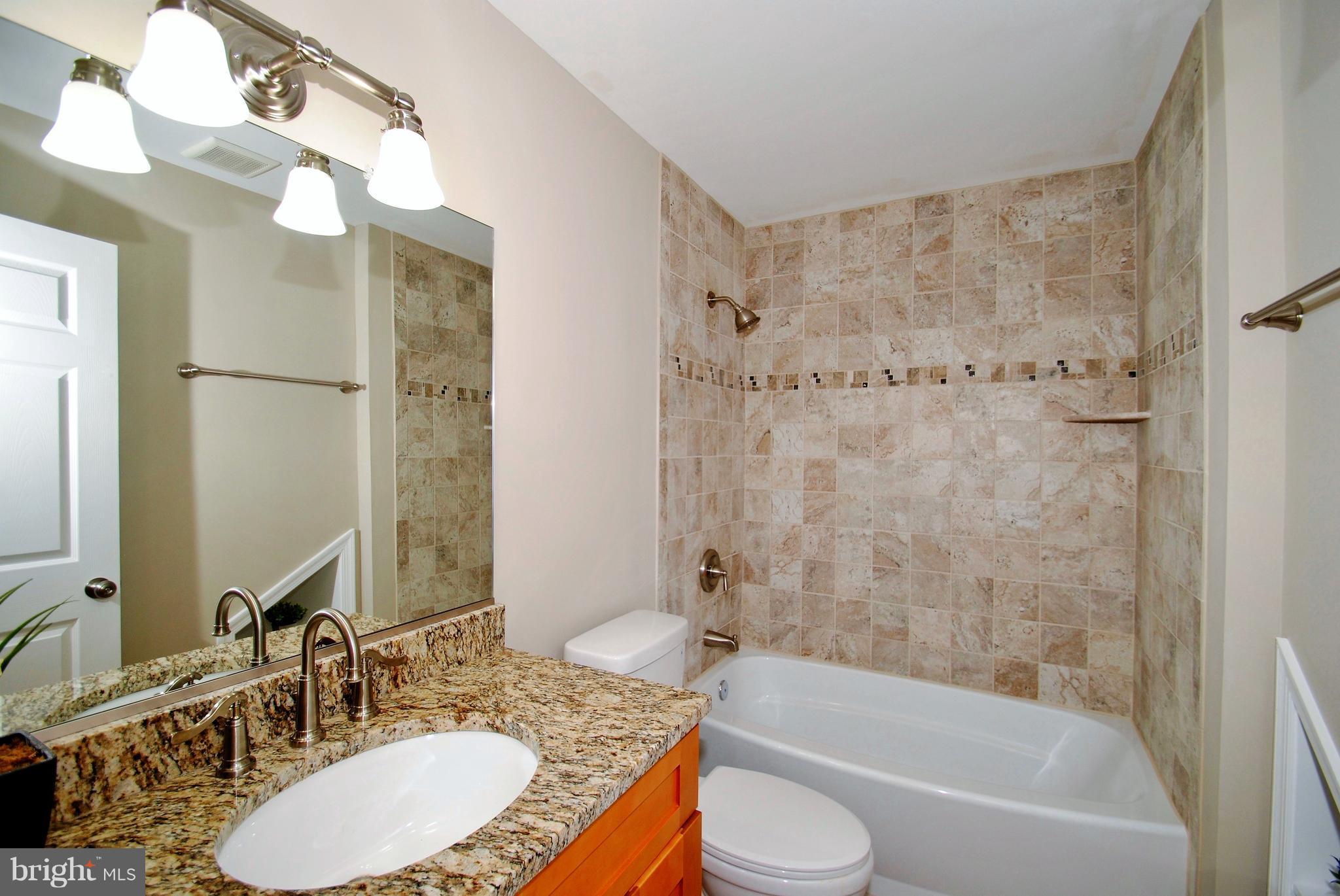 BAY HIGHLANDS - Residential