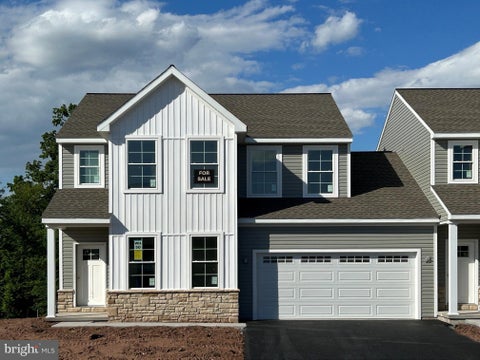 Townhouse For Sale - 251 Sage Boulevard<br/> MIDDLETOWN, PA 17057