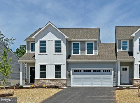 Townhouse For Sale - 251 Sage Boulevard<br/> MIDDLETOWN, PA 17057