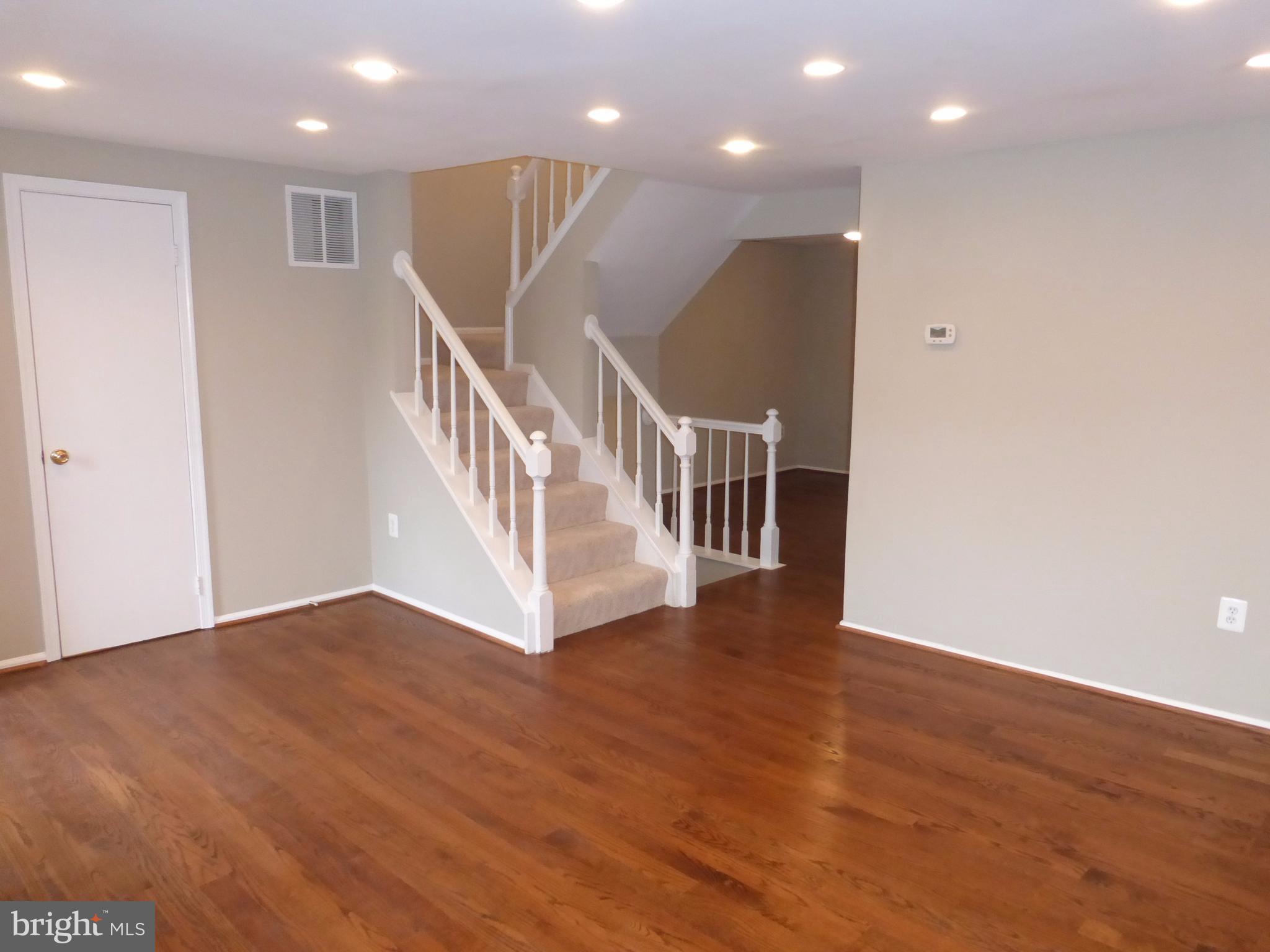 COUNTRYSIDE - Residential