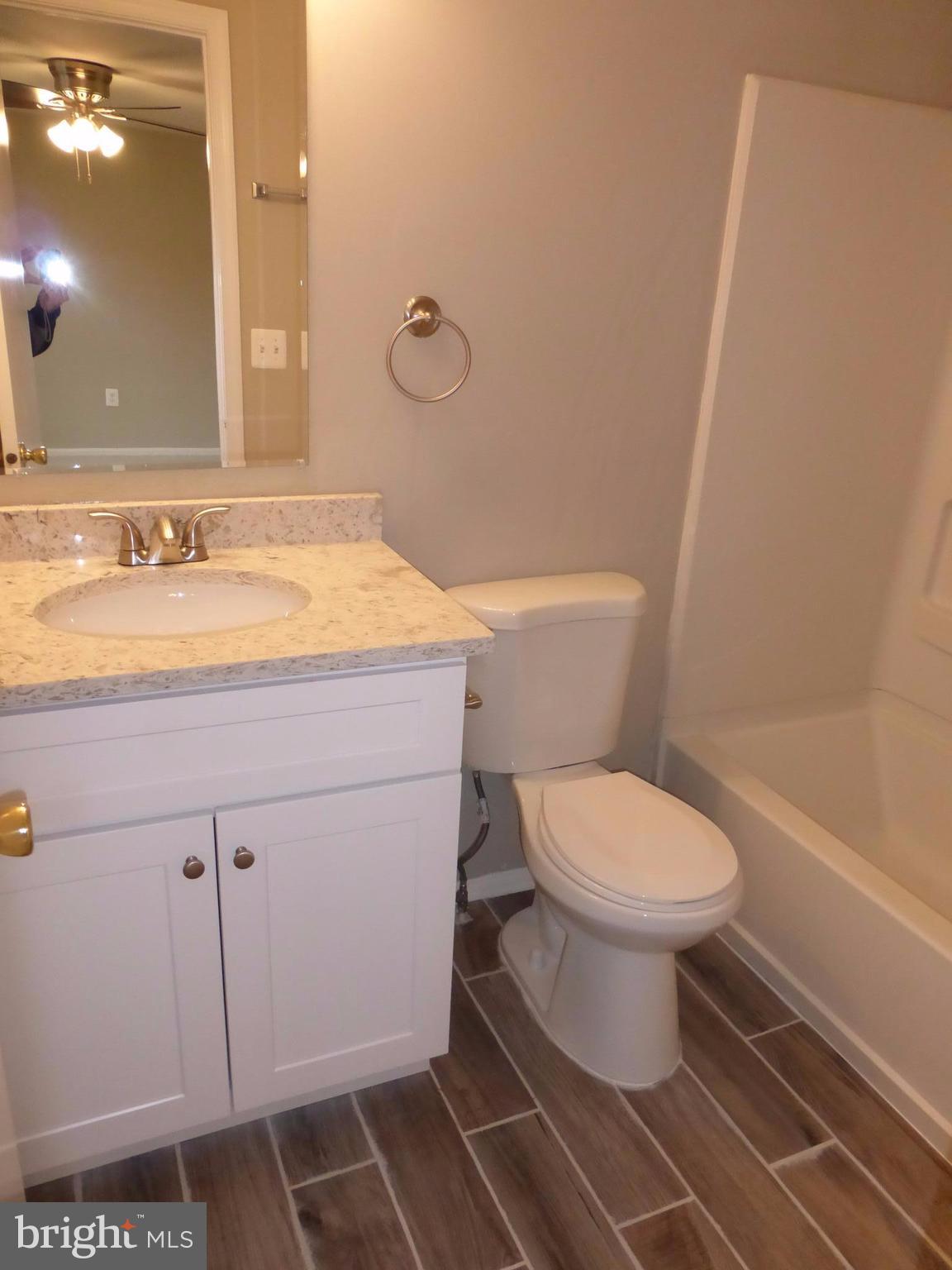 COUNTRYSIDE - Residential