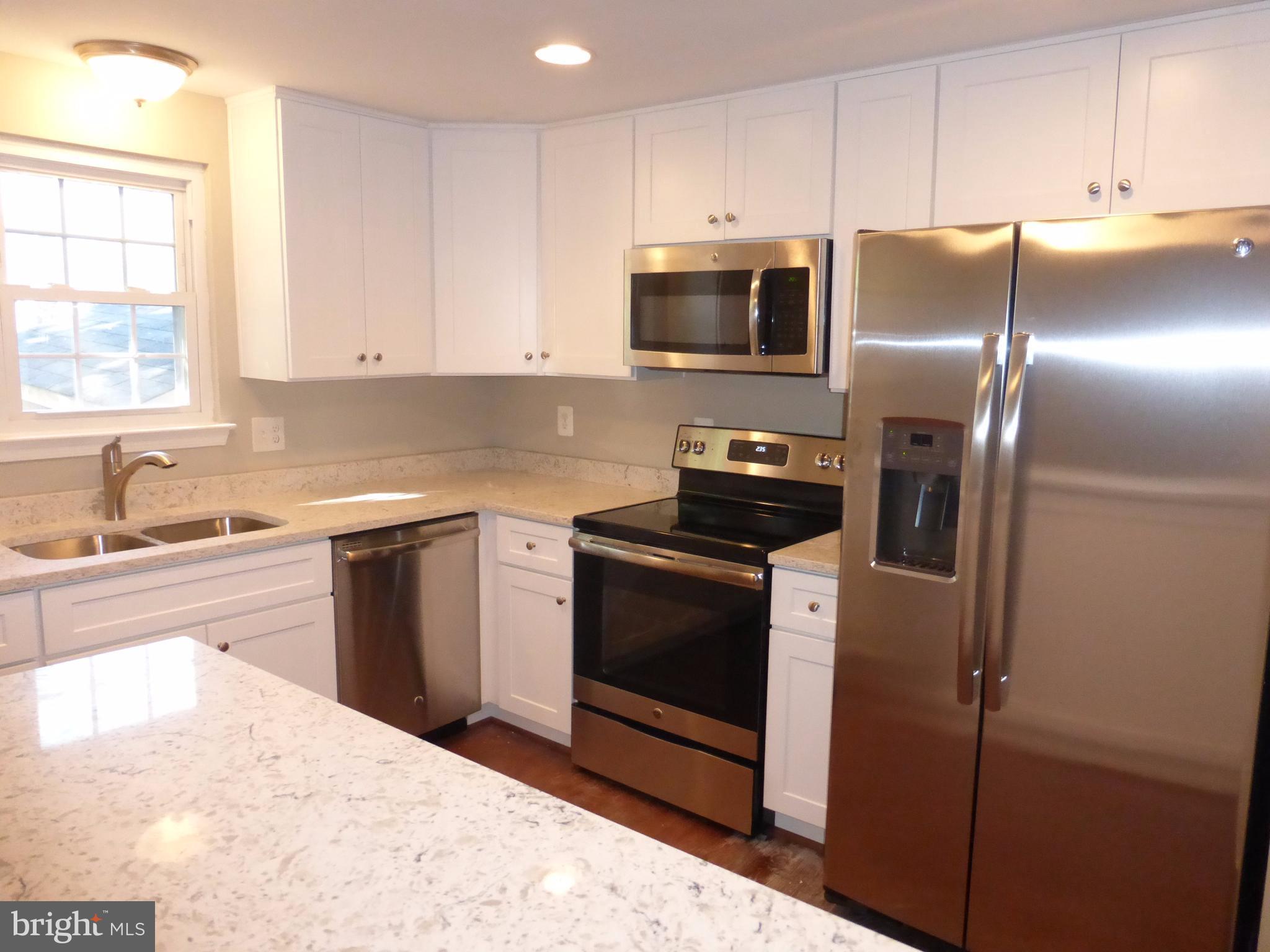 COUNTRYSIDE - Residential