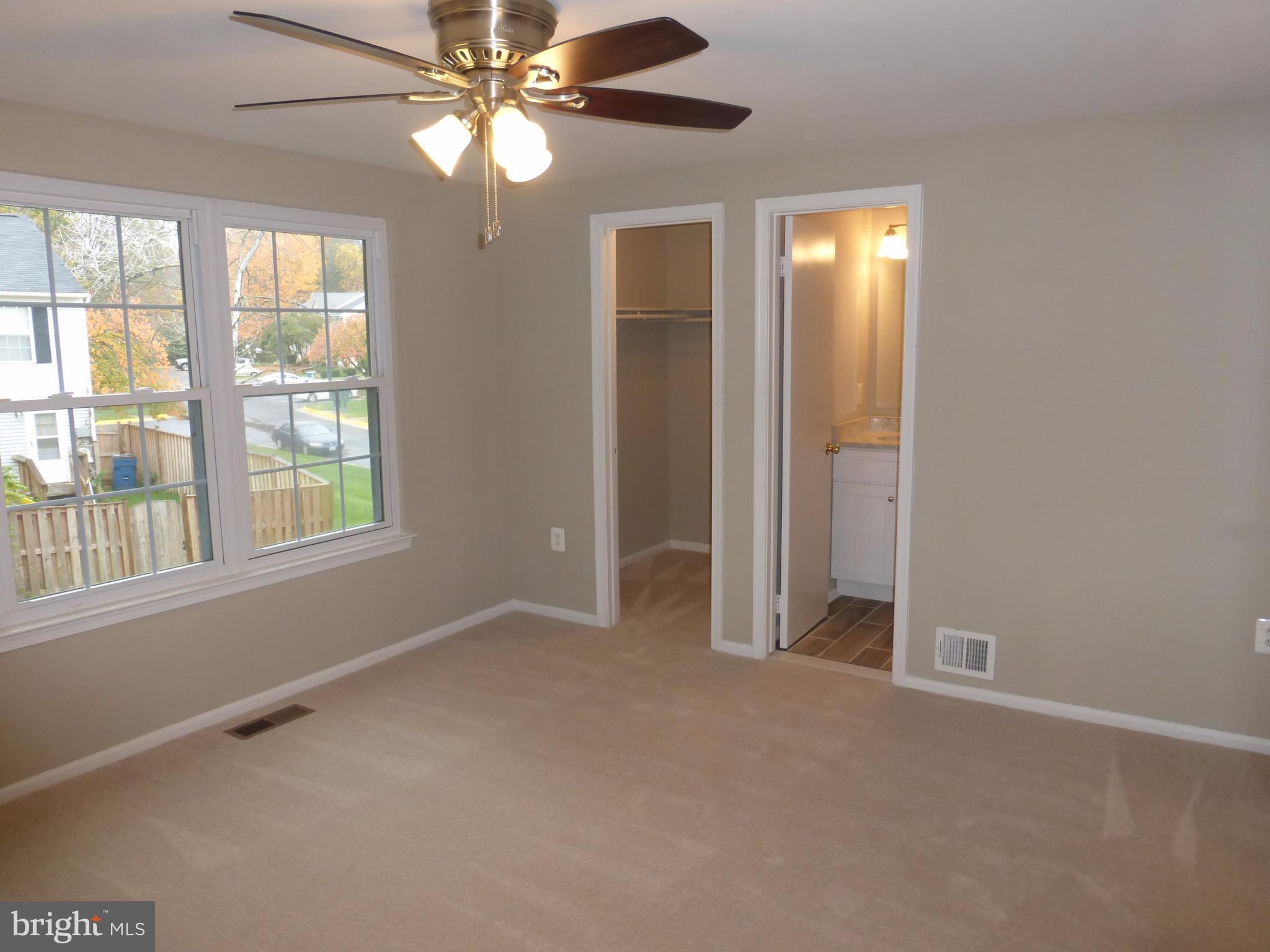 COUNTRYSIDE - Residential