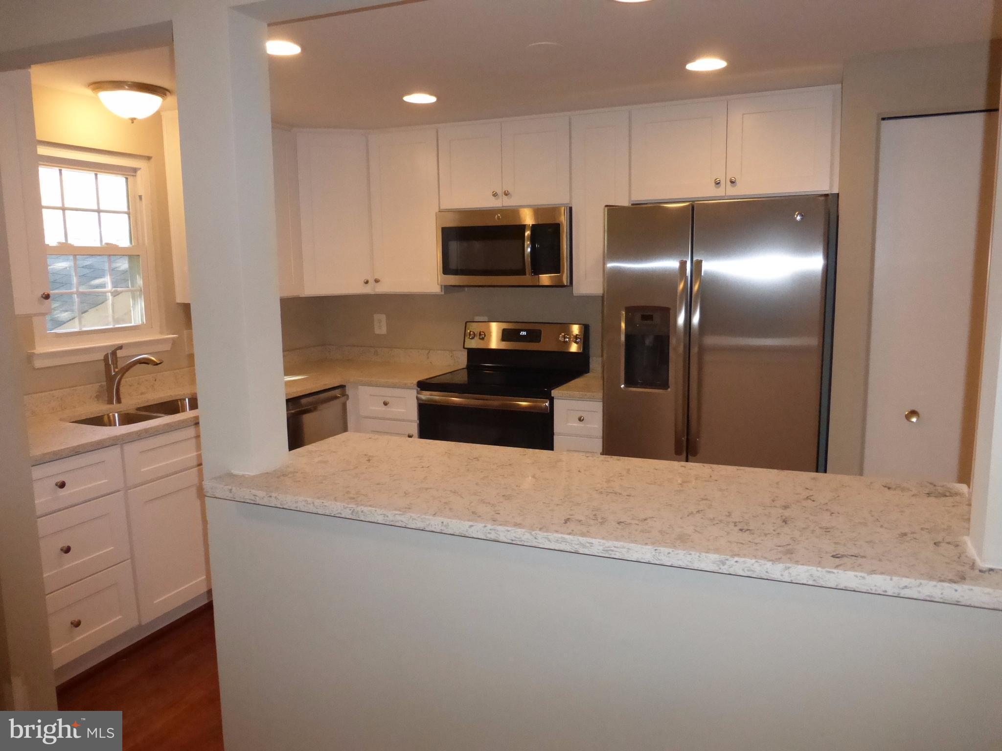 COUNTRYSIDE - Residential