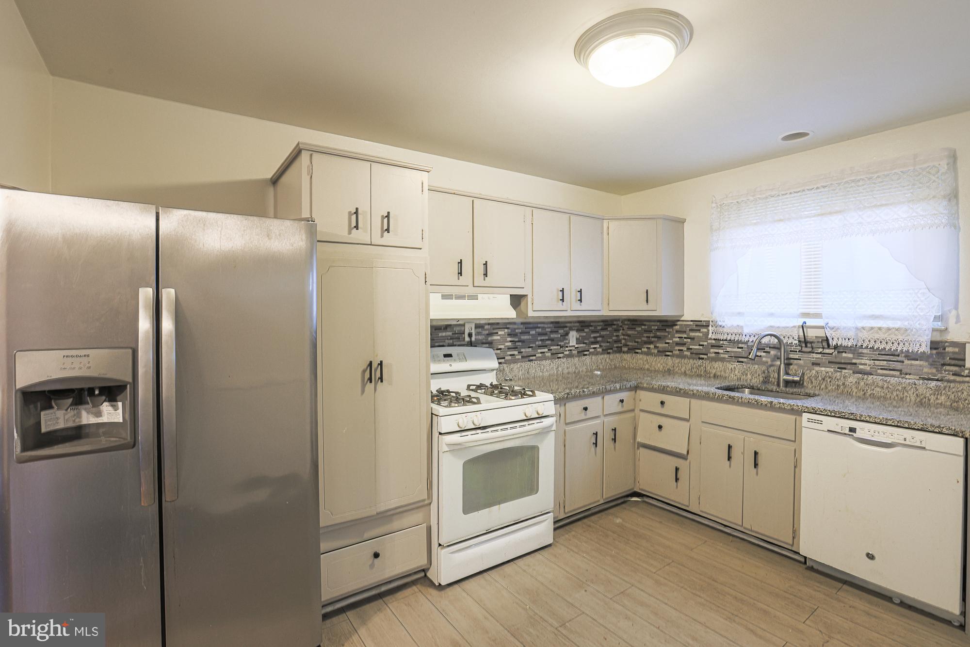 CHARTLEY - Residential