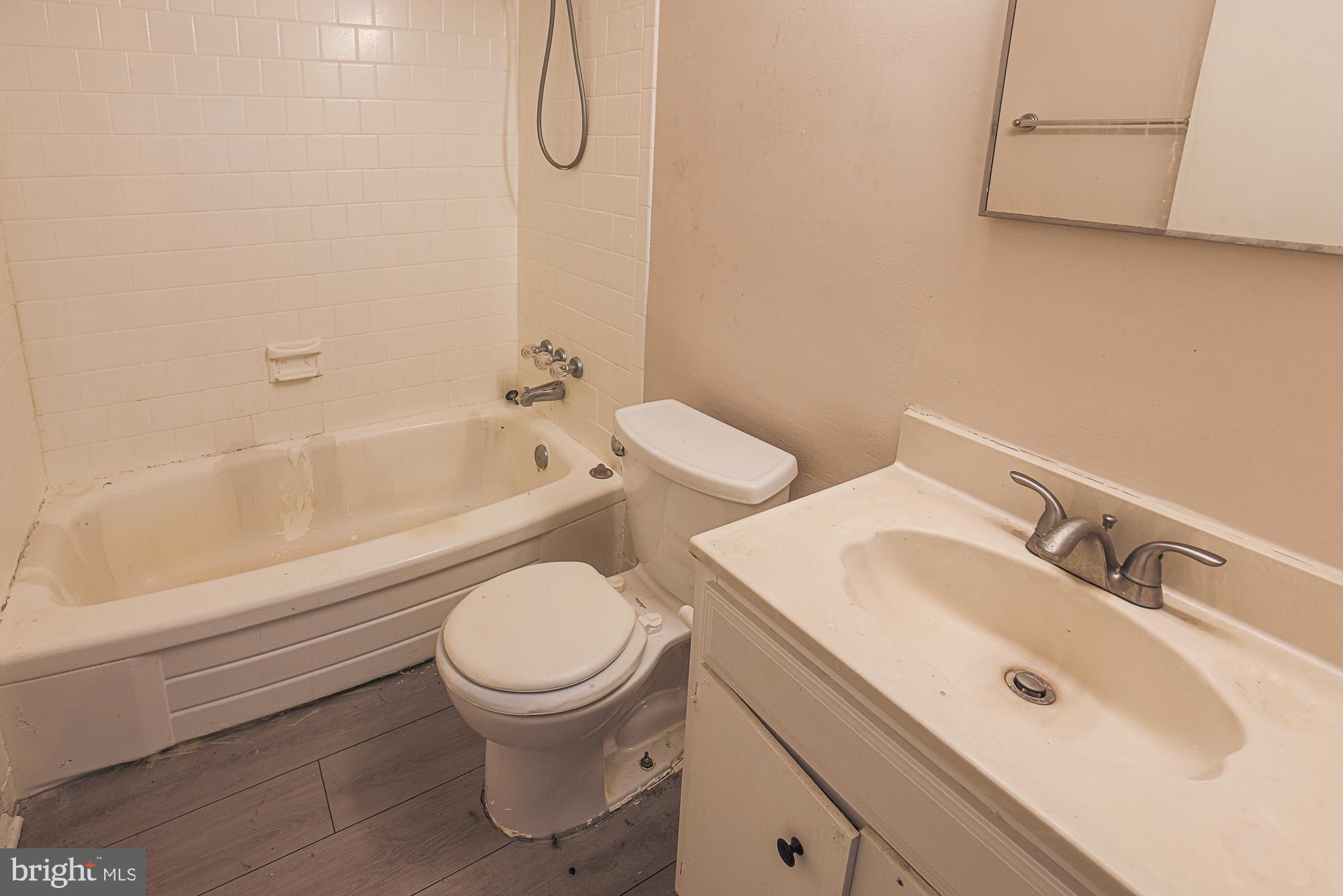 CHARTLEY - Residential