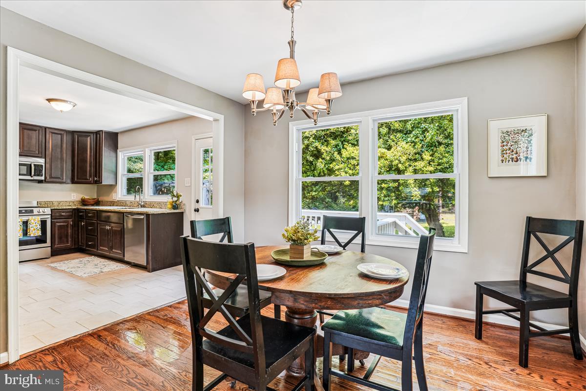 3450 LAUREL DRIVE