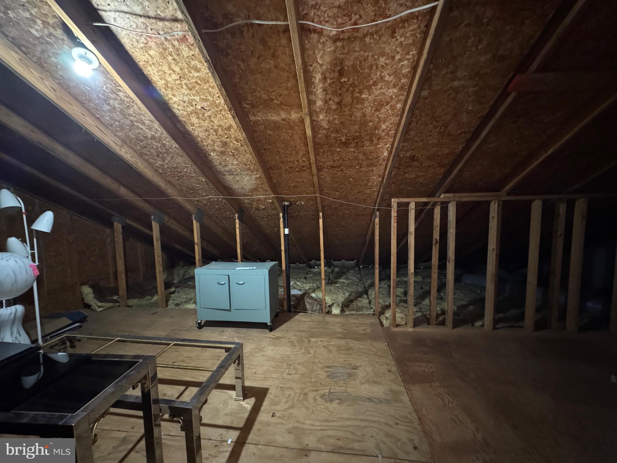 SUMMIT TRACE - Residential