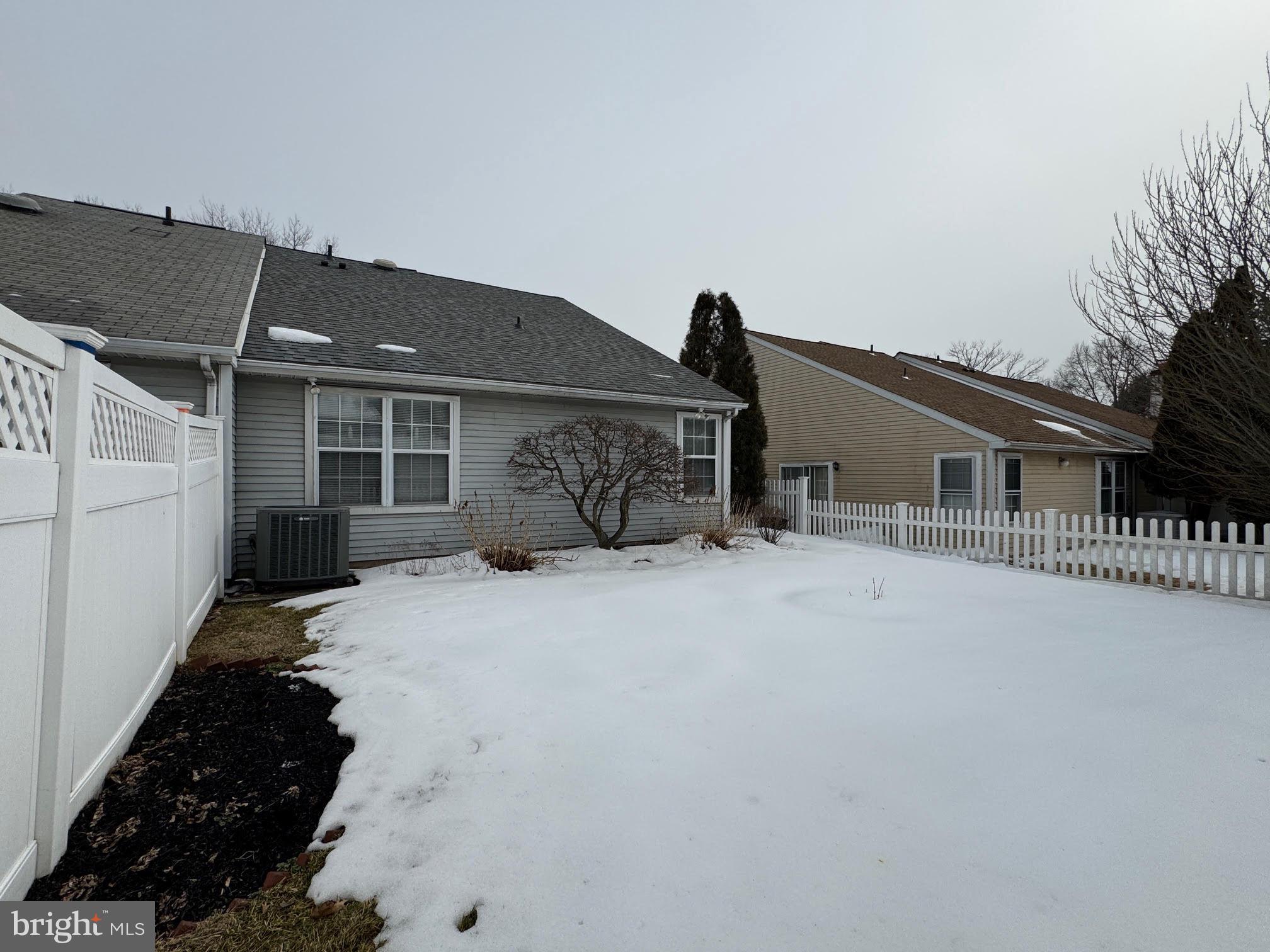 SUMMIT TRACE - Residential