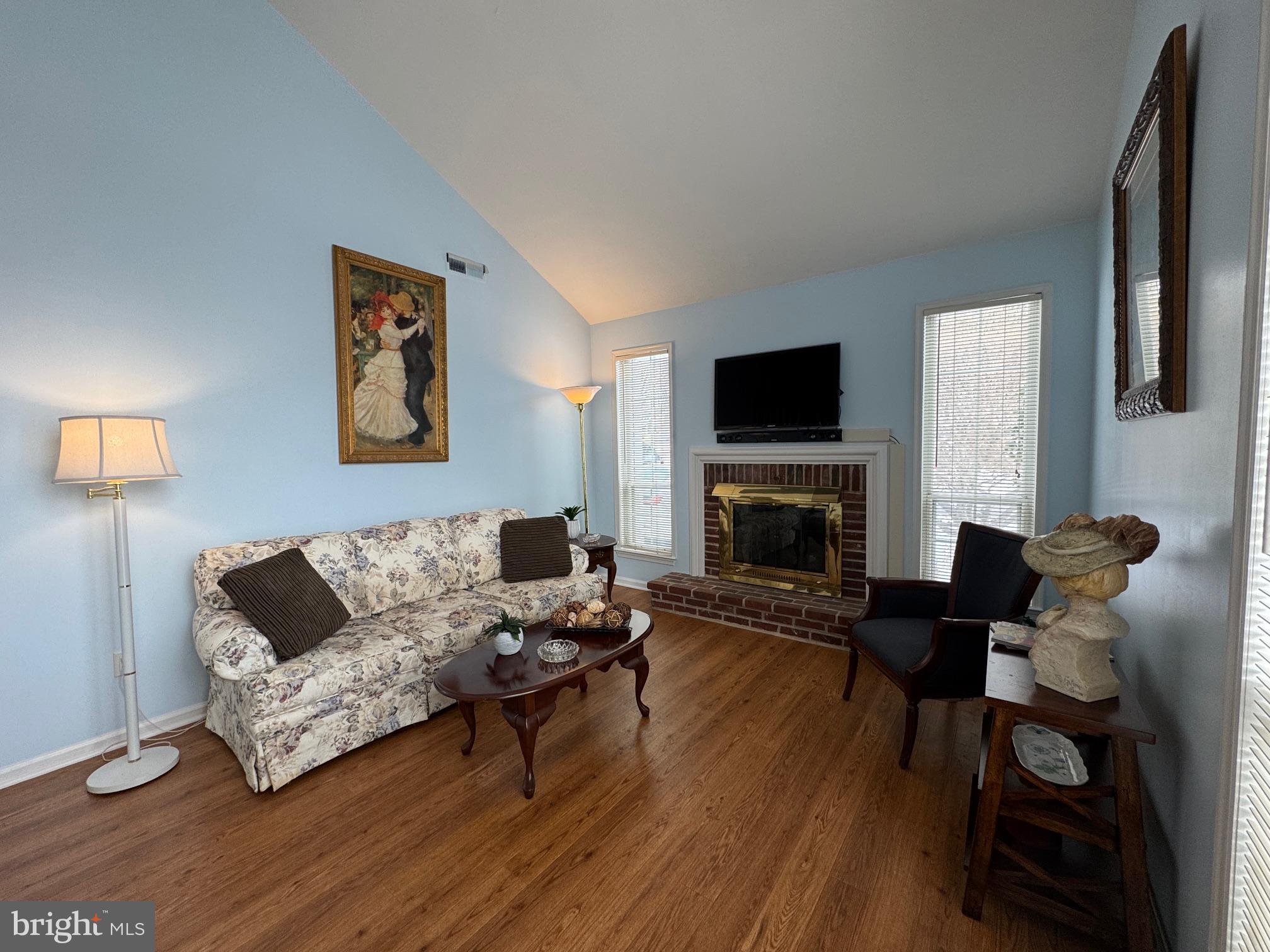 SUMMIT TRACE - Residential