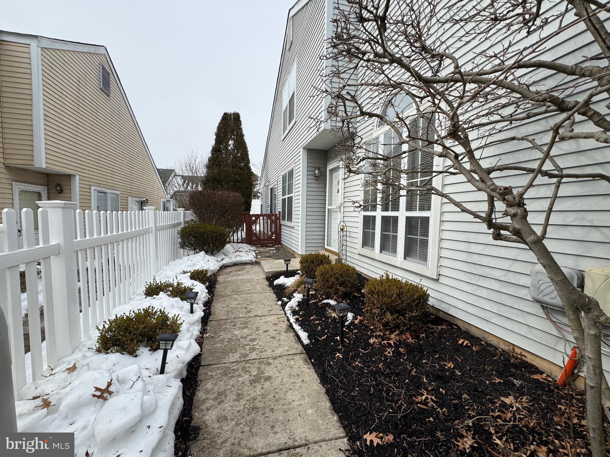 SUMMIT TRACE - Residential