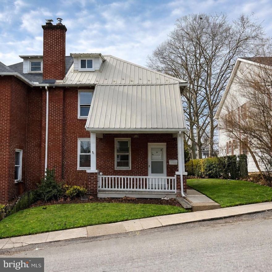 Welcome to 708 S 29th St in Harrisburg! This renovated 3-bedroom, 1-bath interior row home offers comfortable living space with a spacious living room, dining area, and kitchen on the main level. Upstairs features three bedrooms and a full bathroom. The home also includes a full basement providing additional storage space. Enjoy the convenience of central air conditioning and off-street parking located in the rear of the property. Conveniently located near shopping, restaurants, schools, and major highways for easy commuting. Schedule your showing today!
