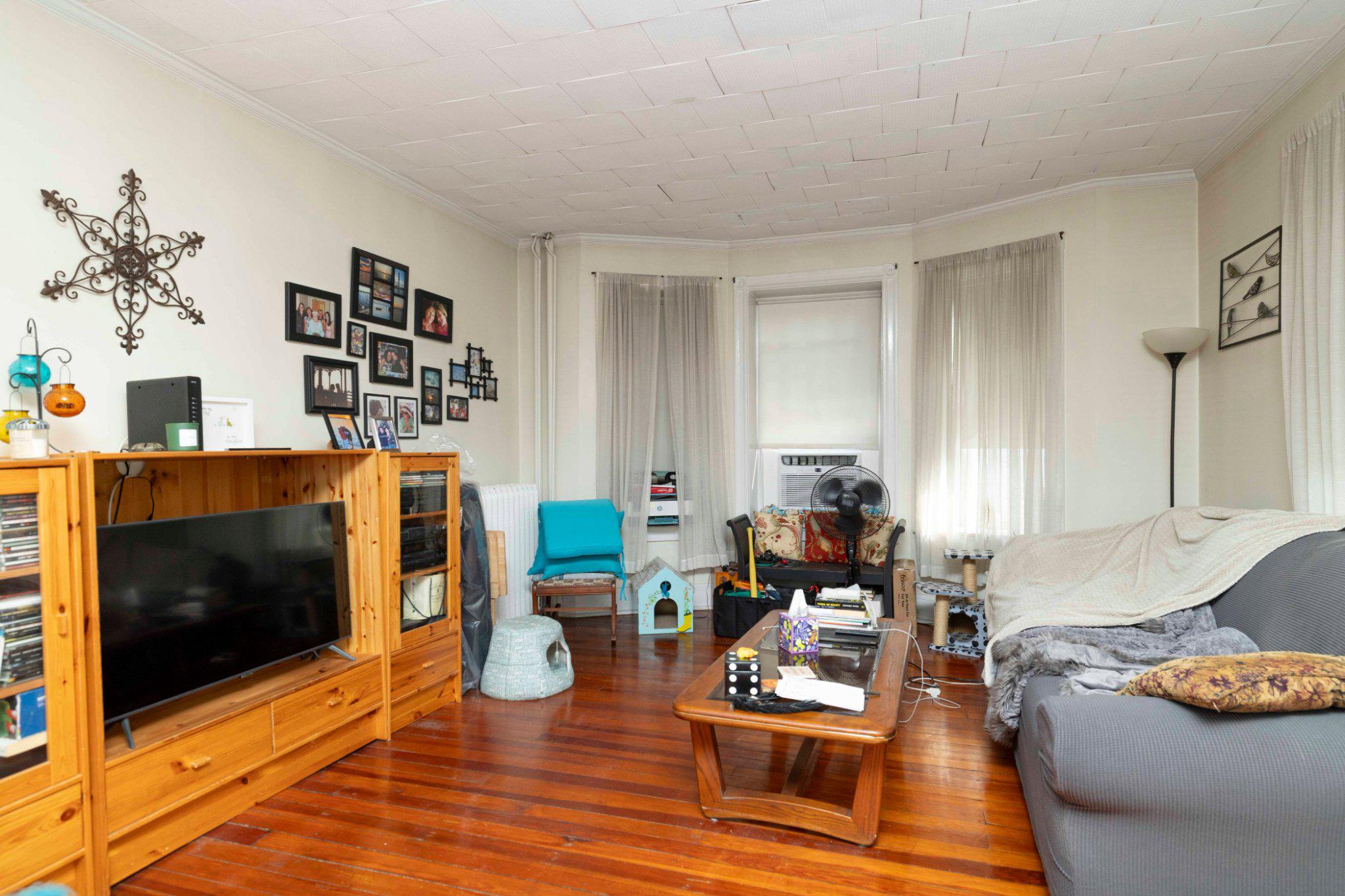 GLENSIDE - Residential Income