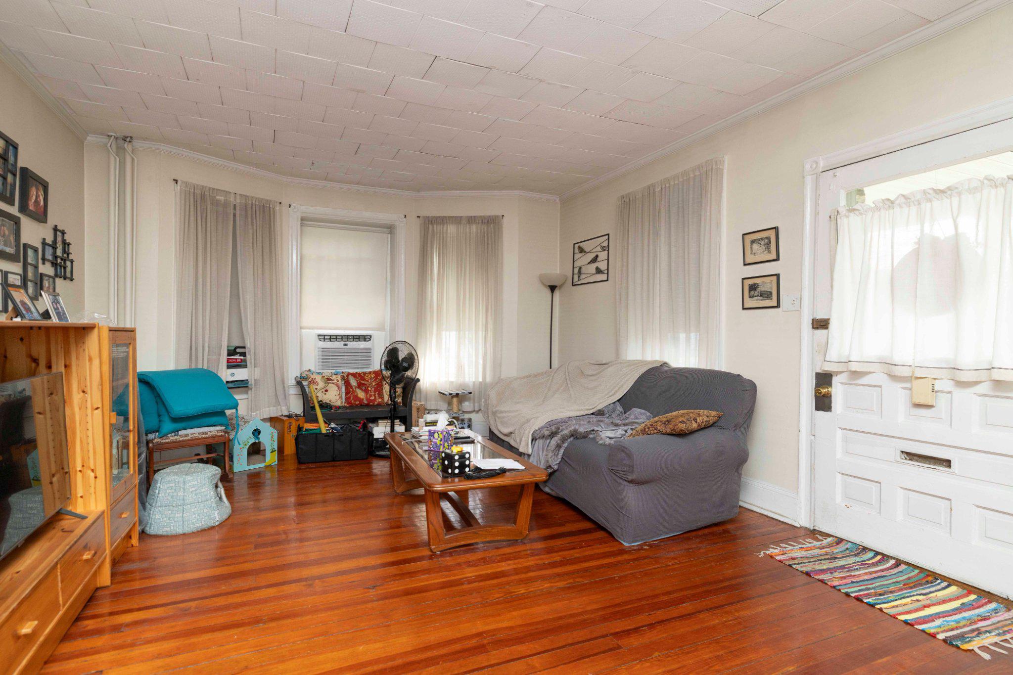 GLENSIDE - Residential Income