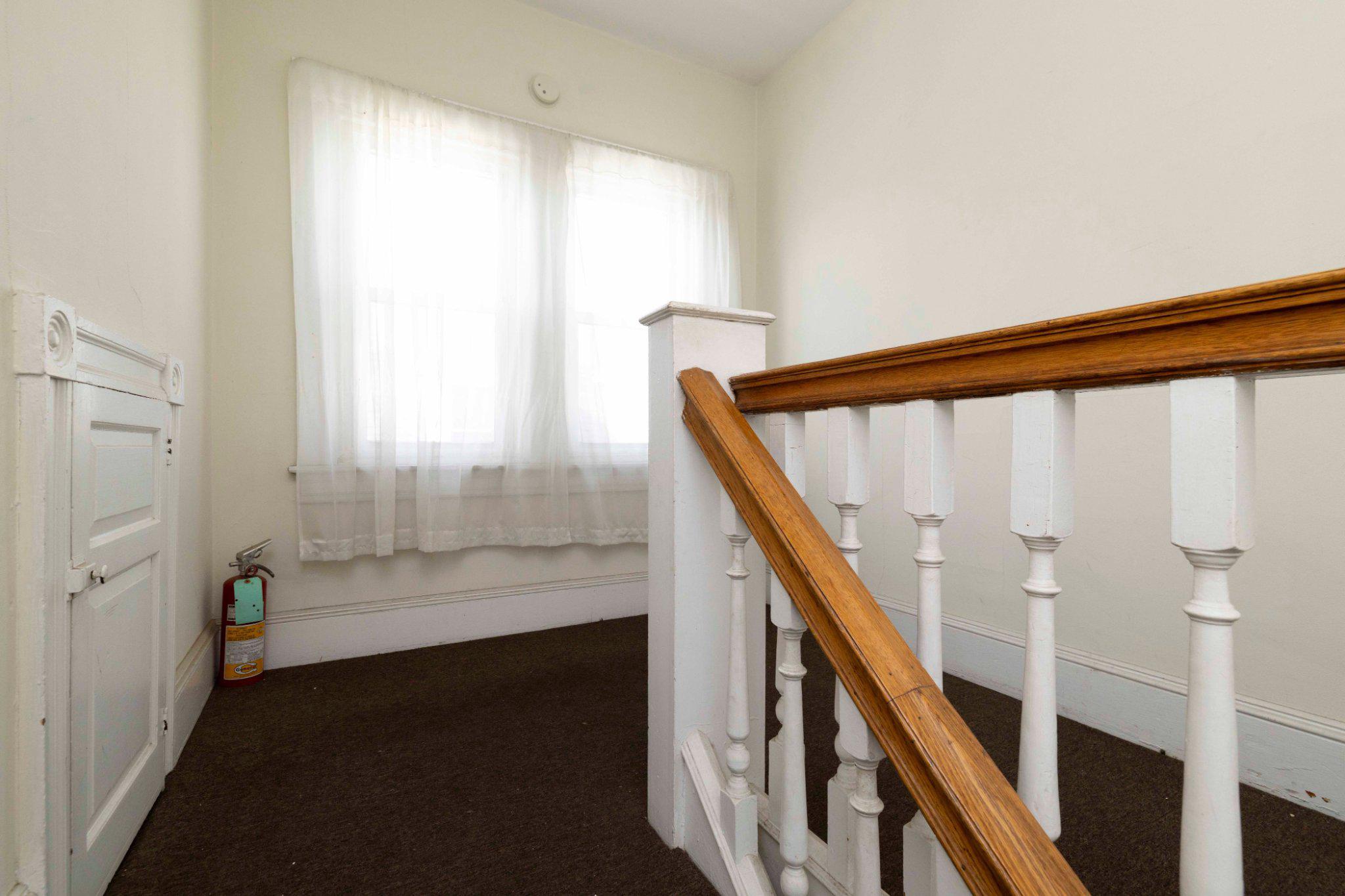 GLENSIDE - Residential Income