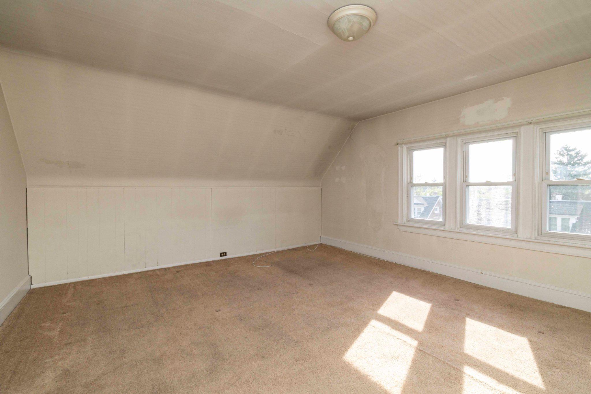 GLENSIDE - Residential Income