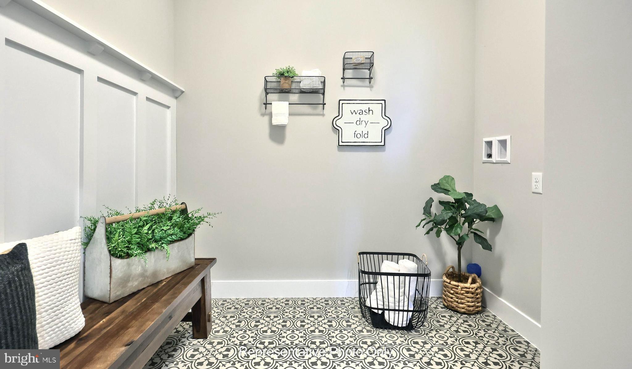 WINDING CREEK - Residential