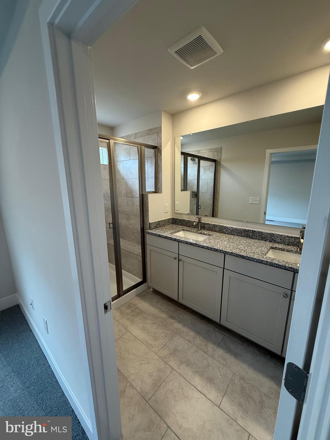 THE GALLERY - Residential