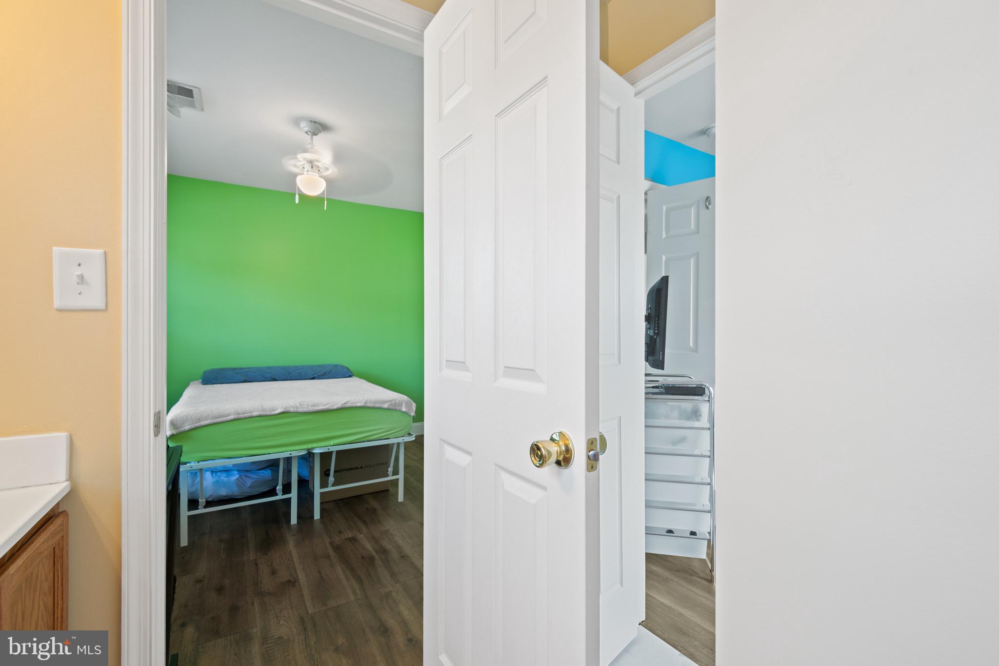 MILLS FARM - Residential