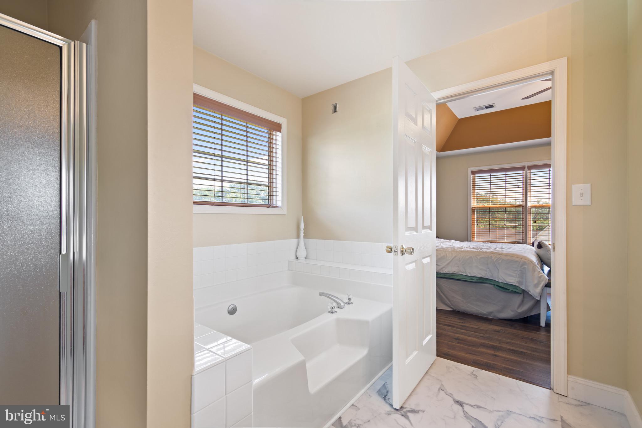 MILLS FARM - Residential