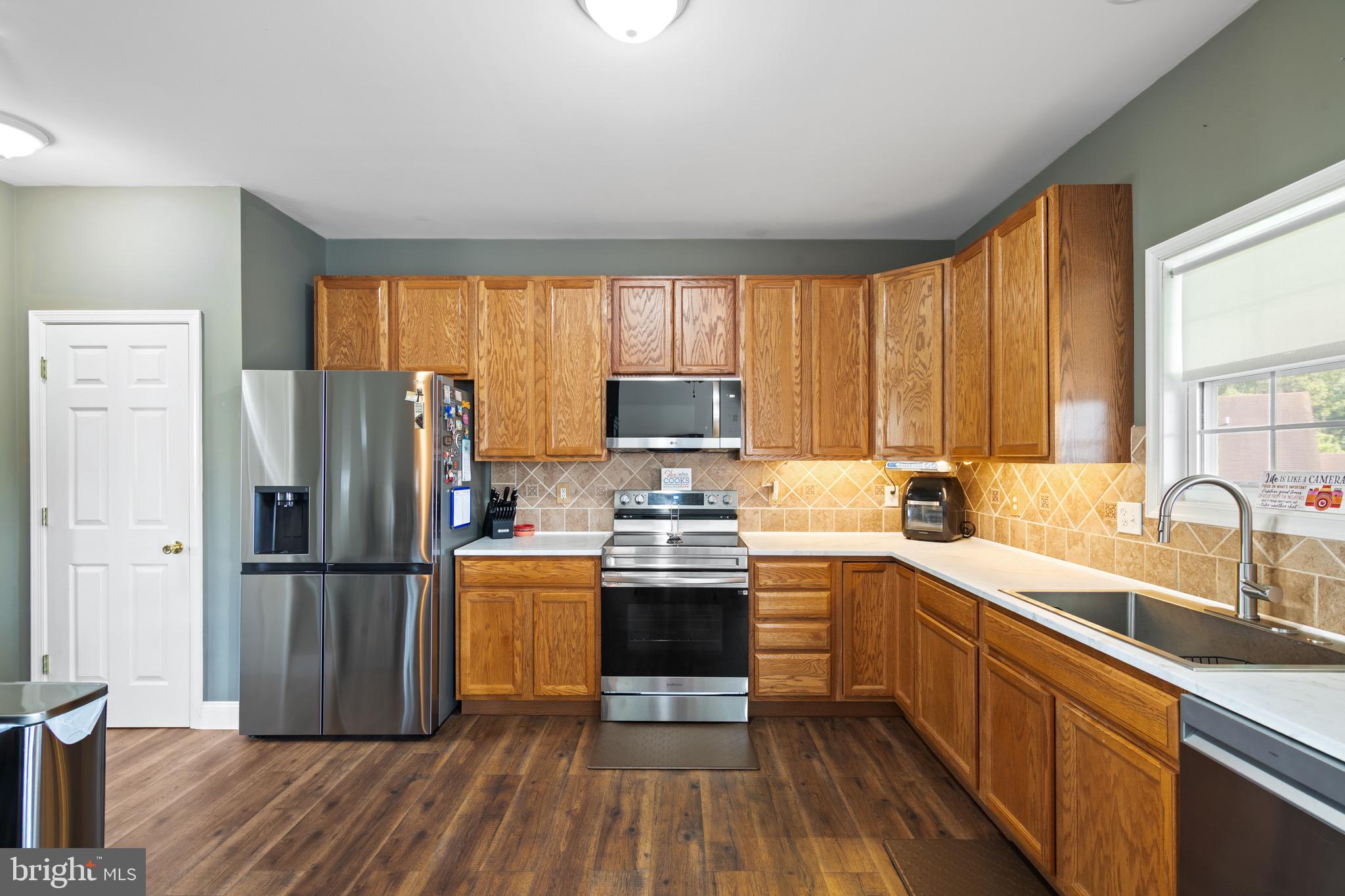 MILLS FARM - Residential