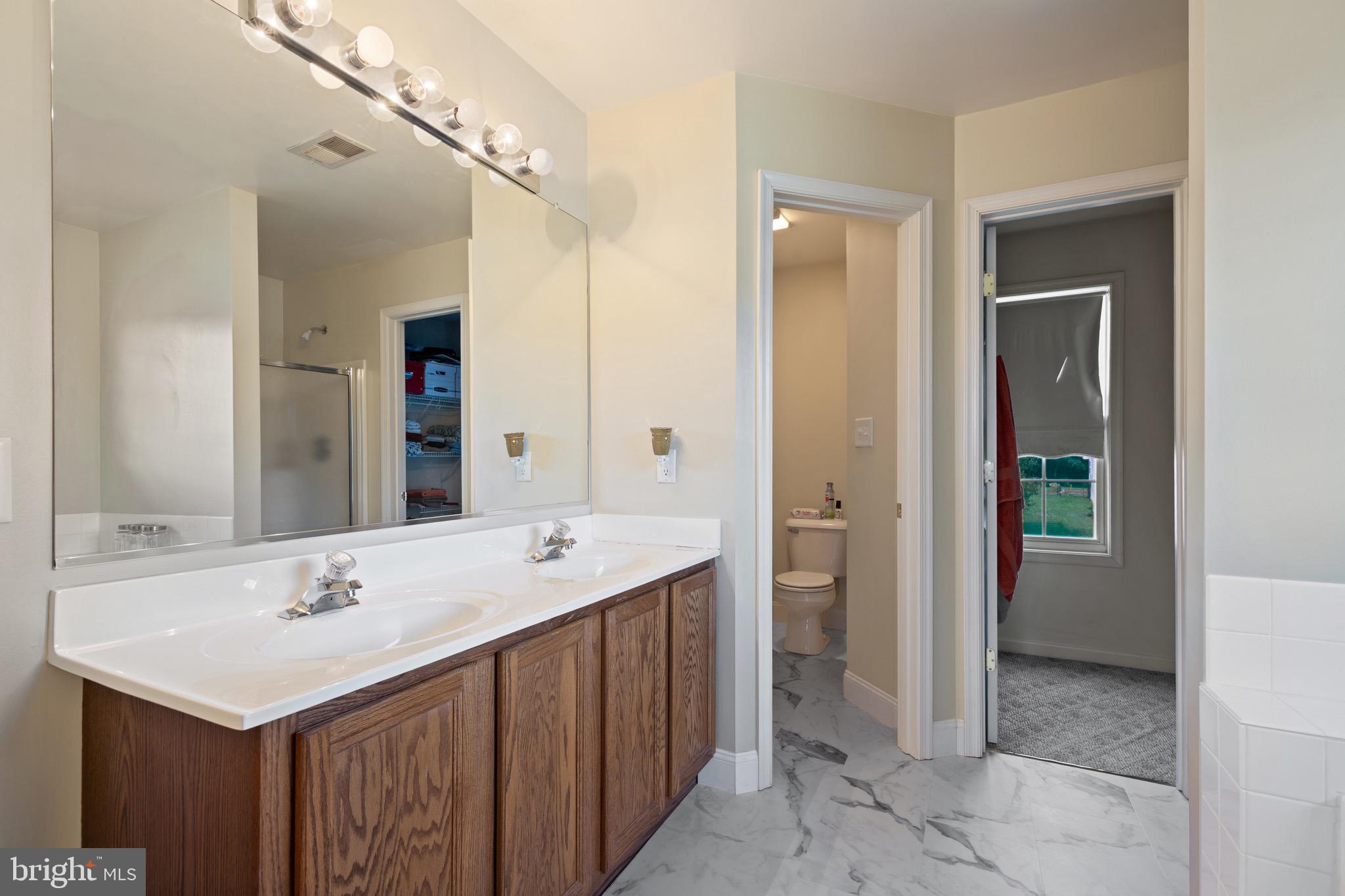 MILLS FARM - Residential