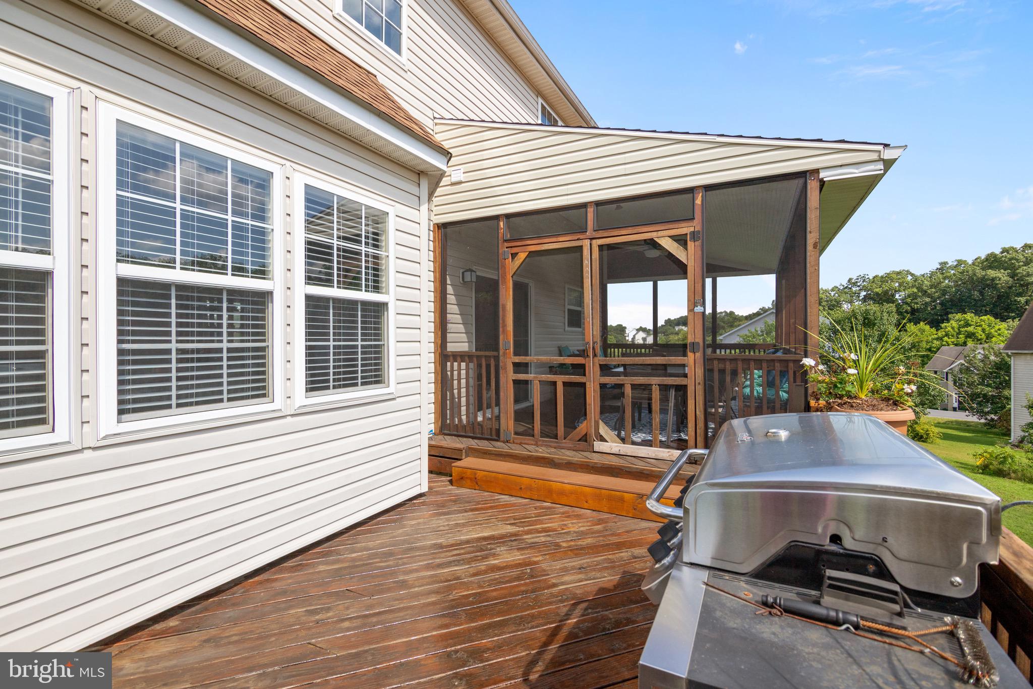 MILLS FARM - Residential