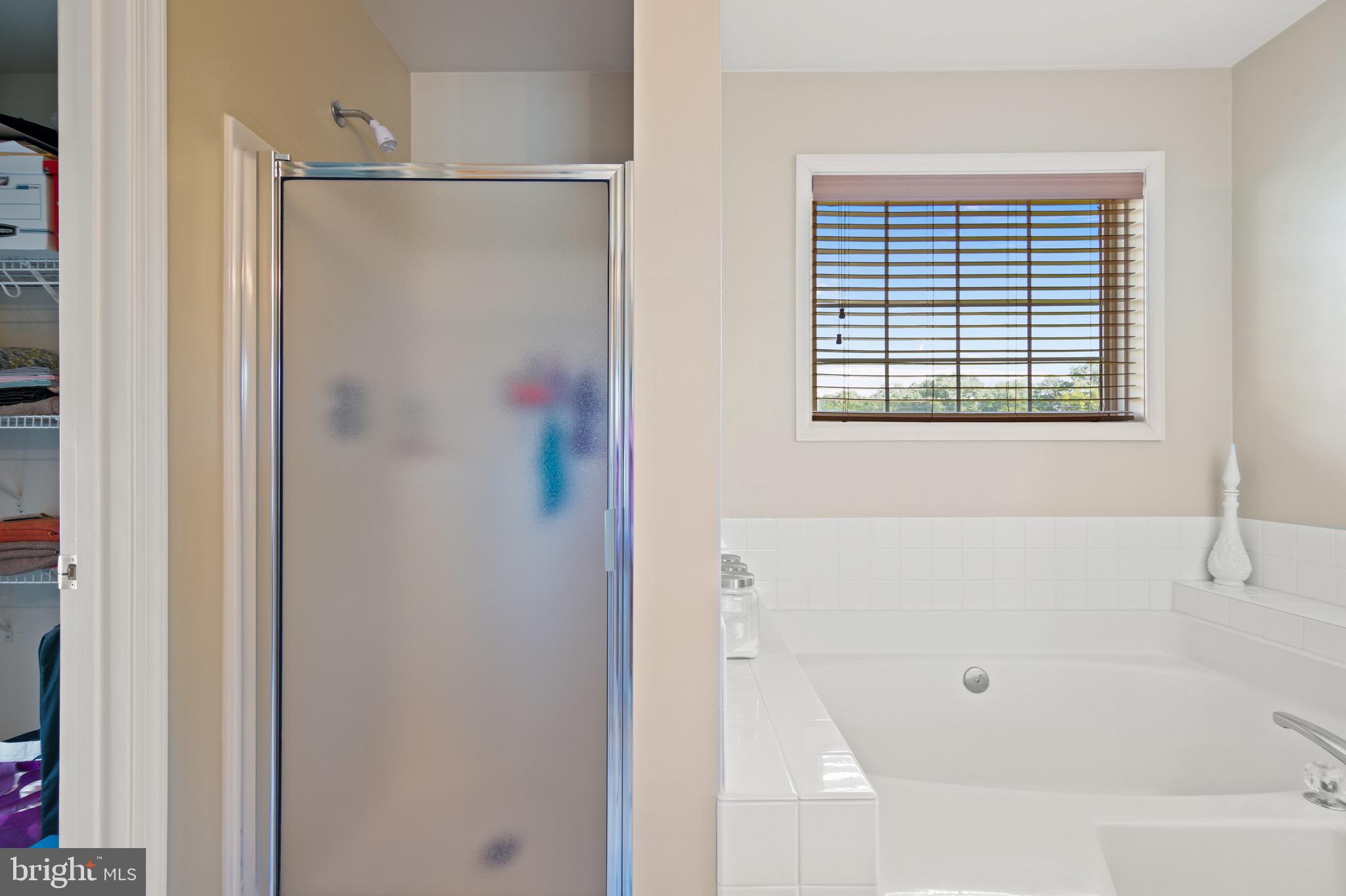 MILLS FARM - Residential