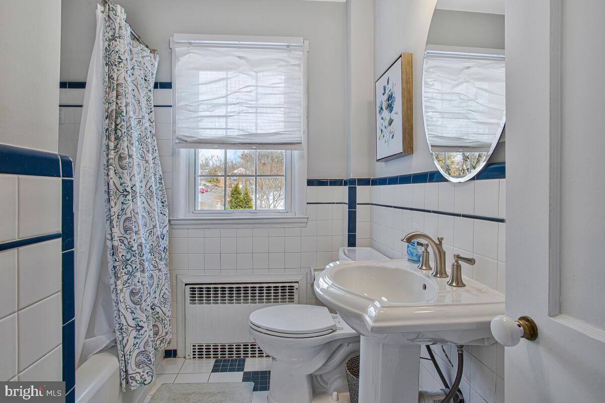 SOMERSET - Residential