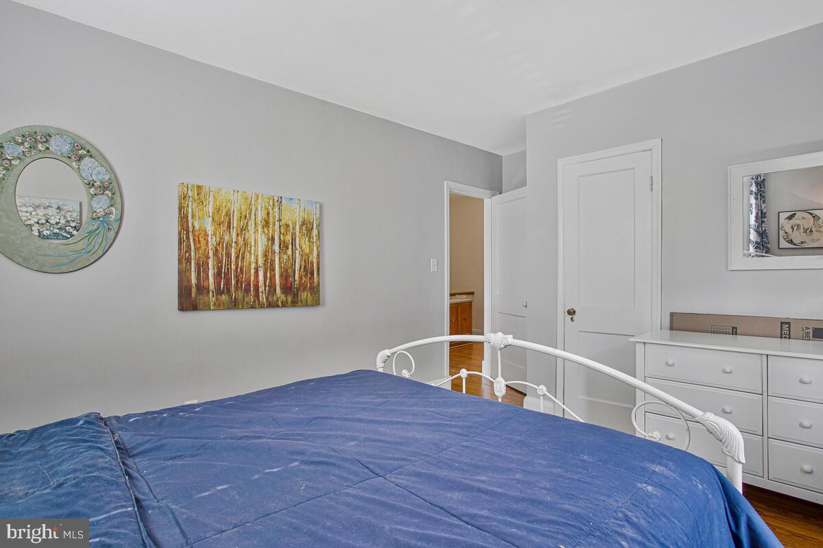 SOMERSET - Residential