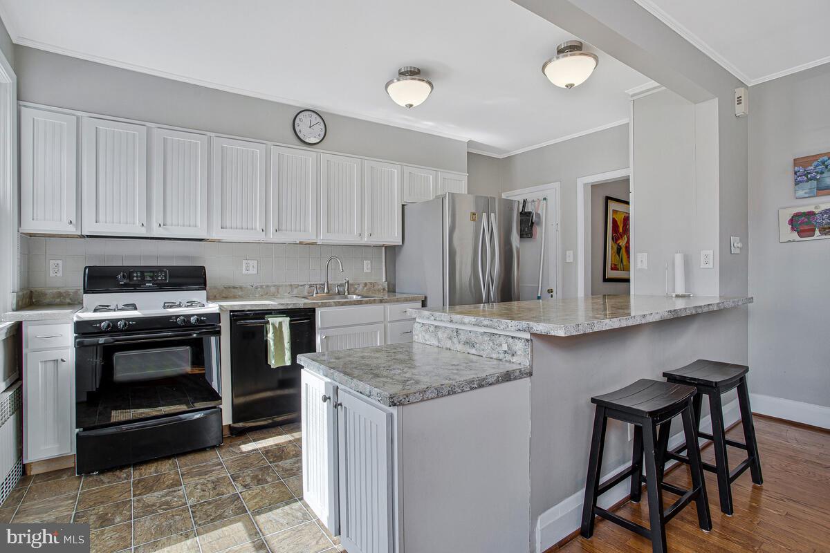 SOMERSET - Residential