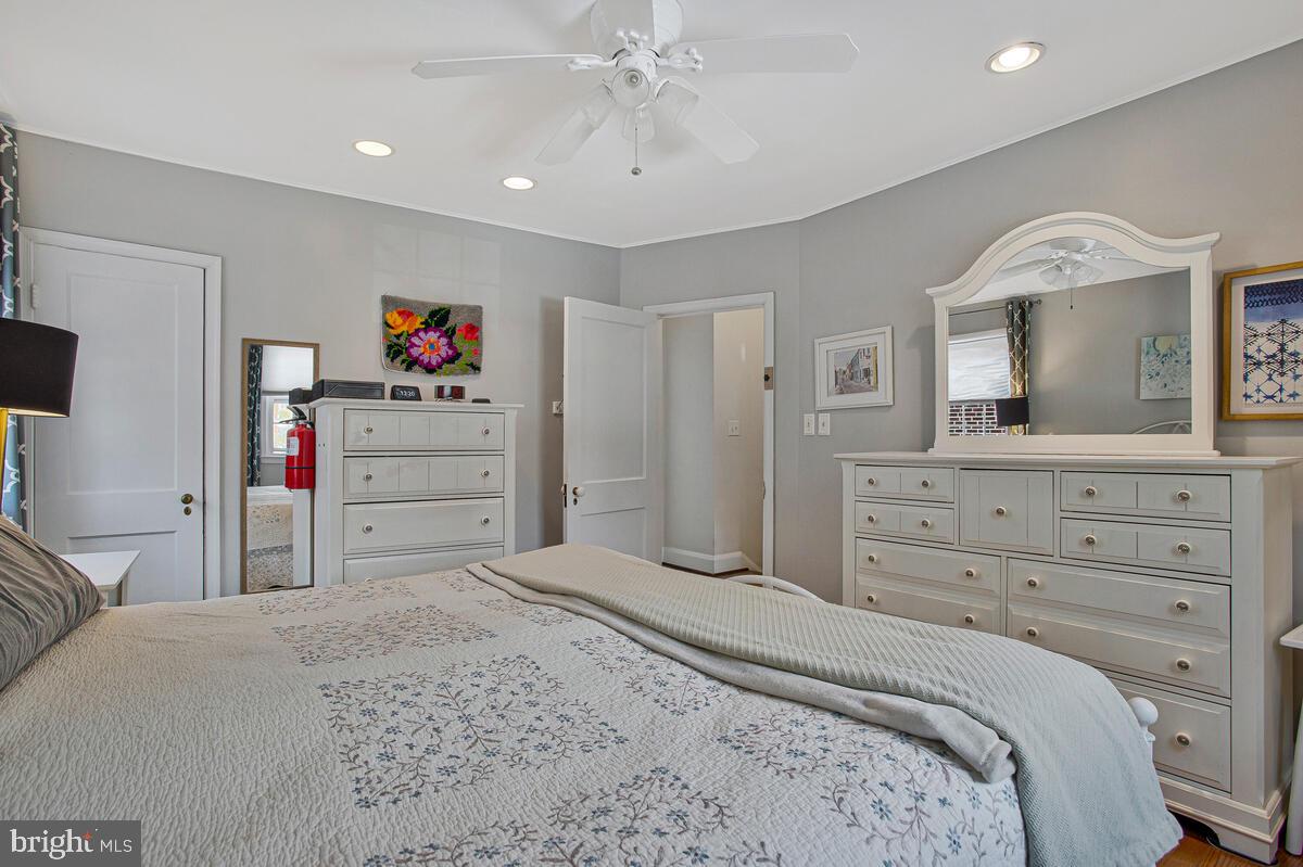 SOMERSET - Residential