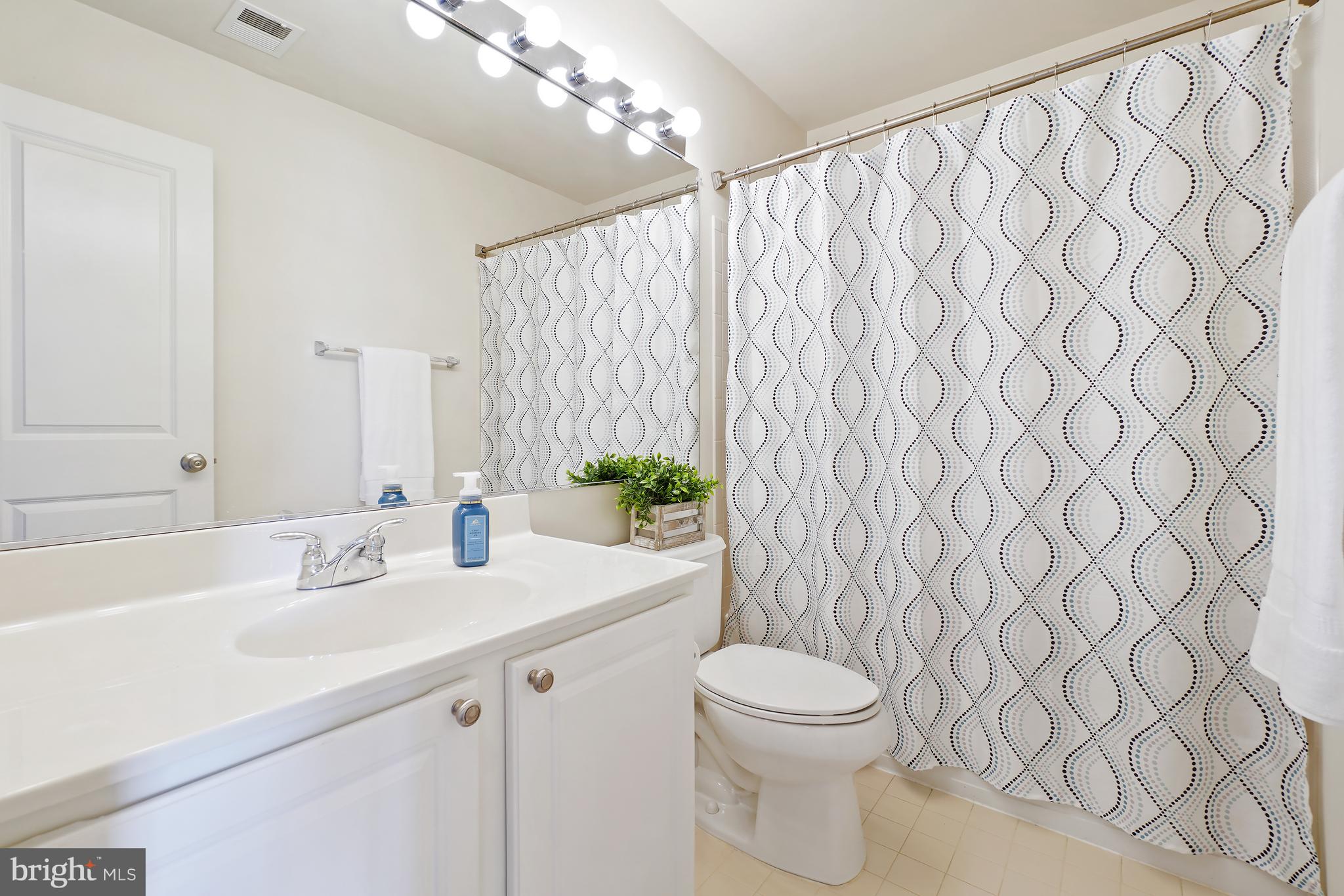 PEMBROOKE/VICTORY LAKES - Residential