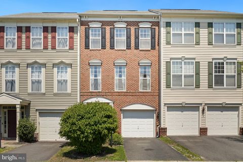 Photo of 11942 Benton Lake Road, BRISTOW, VA 20136 (MLS # VAPW2120532)