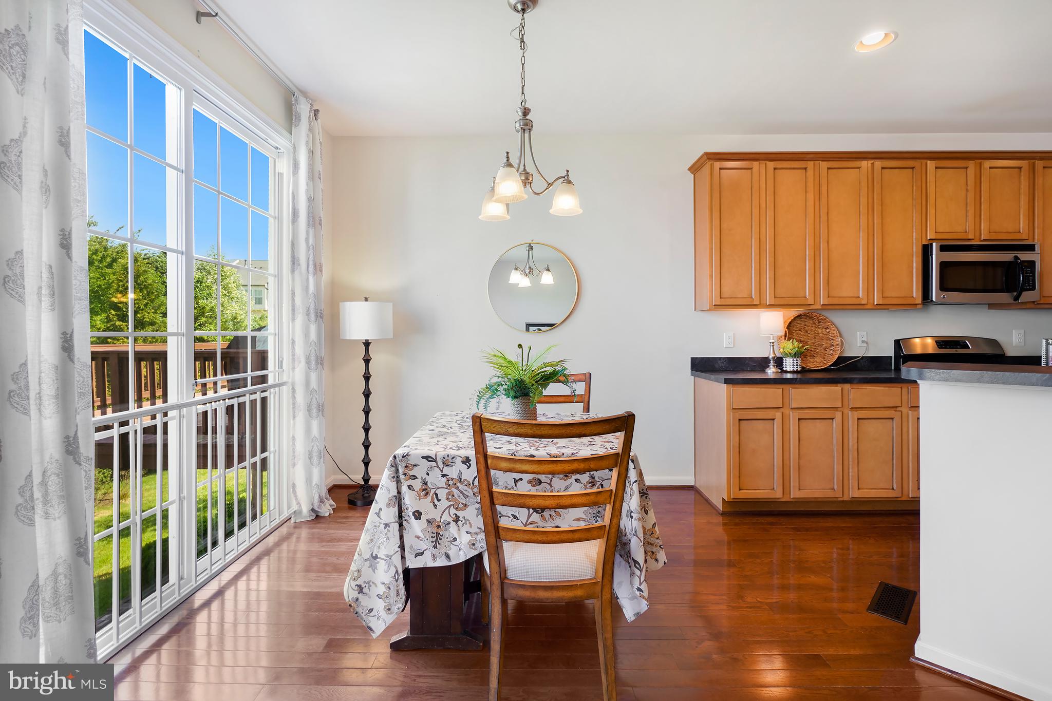PEMBROOKE/VICTORY LAKES - Residential