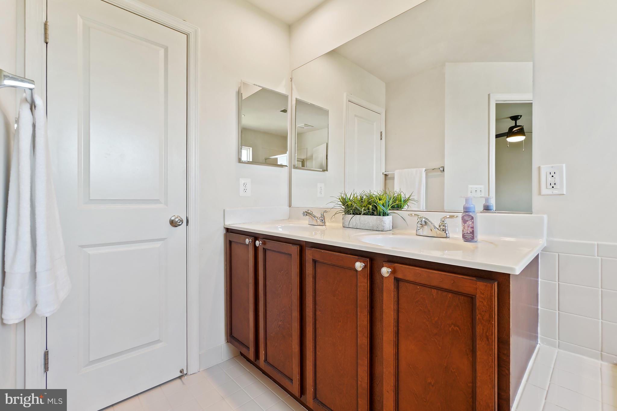 PEMBROOKE/VICTORY LAKES - Residential