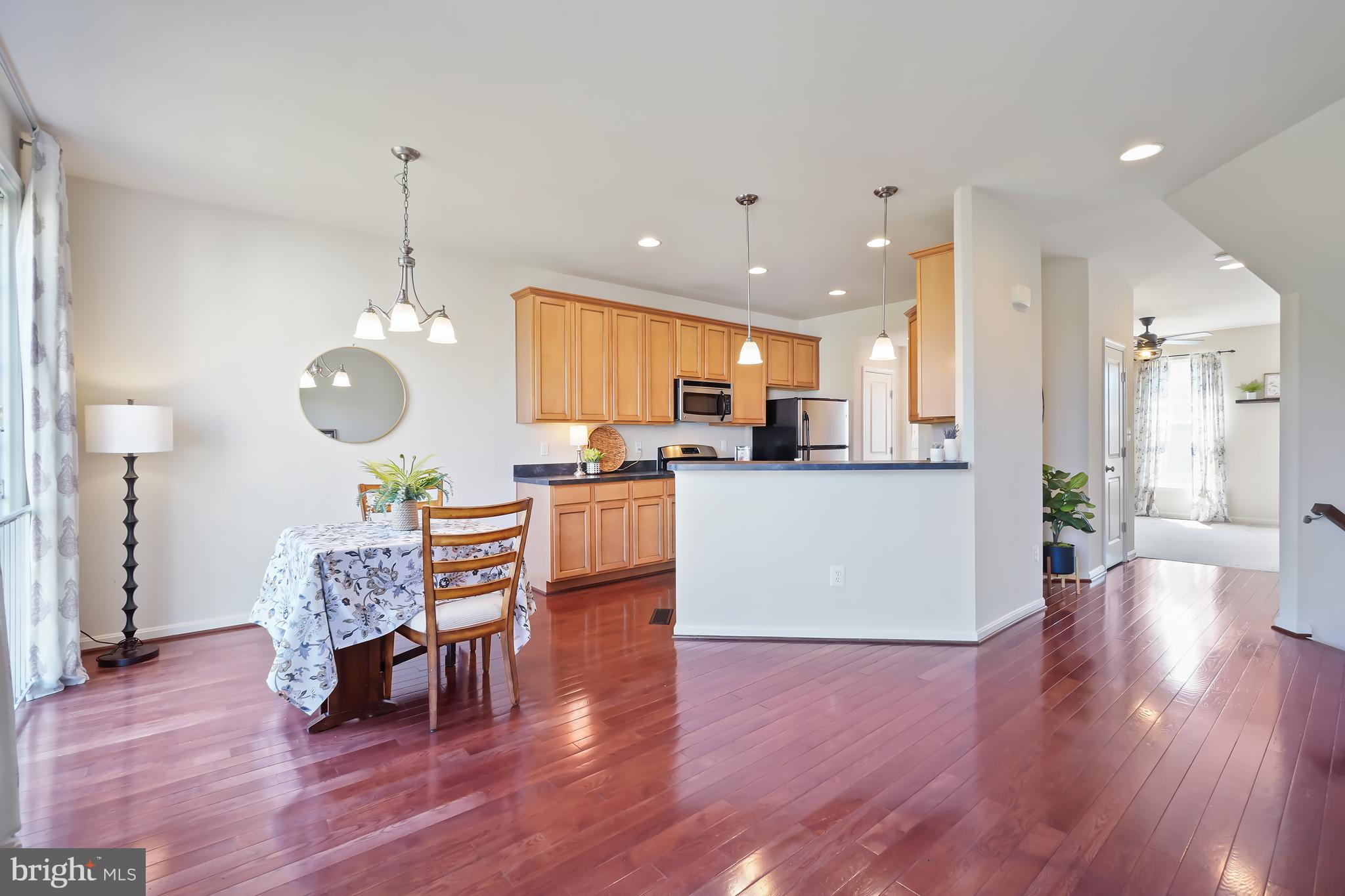 PEMBROOKE/VICTORY LAKES - Residential