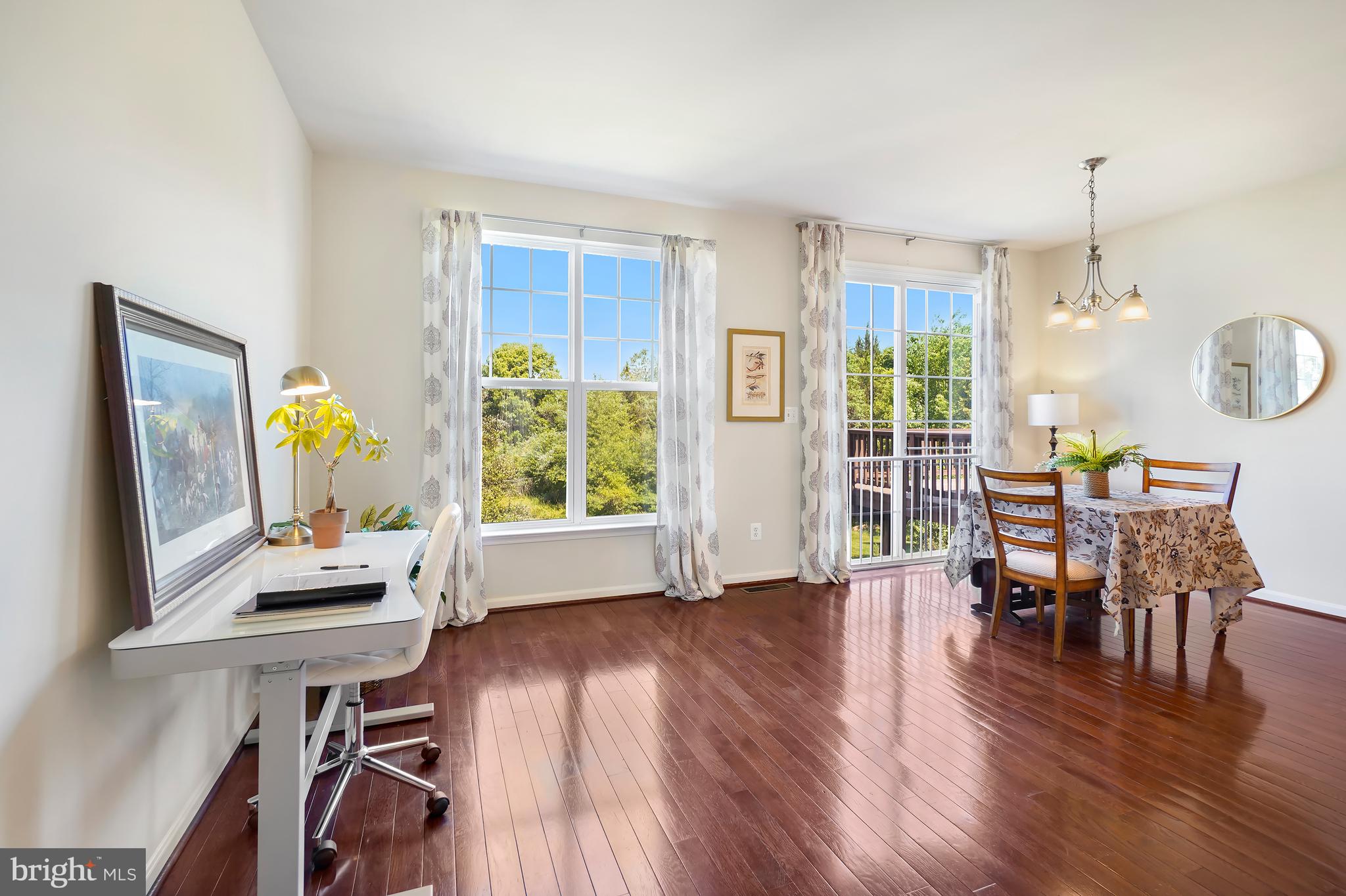 PEMBROOKE/VICTORY LAKES - Residential