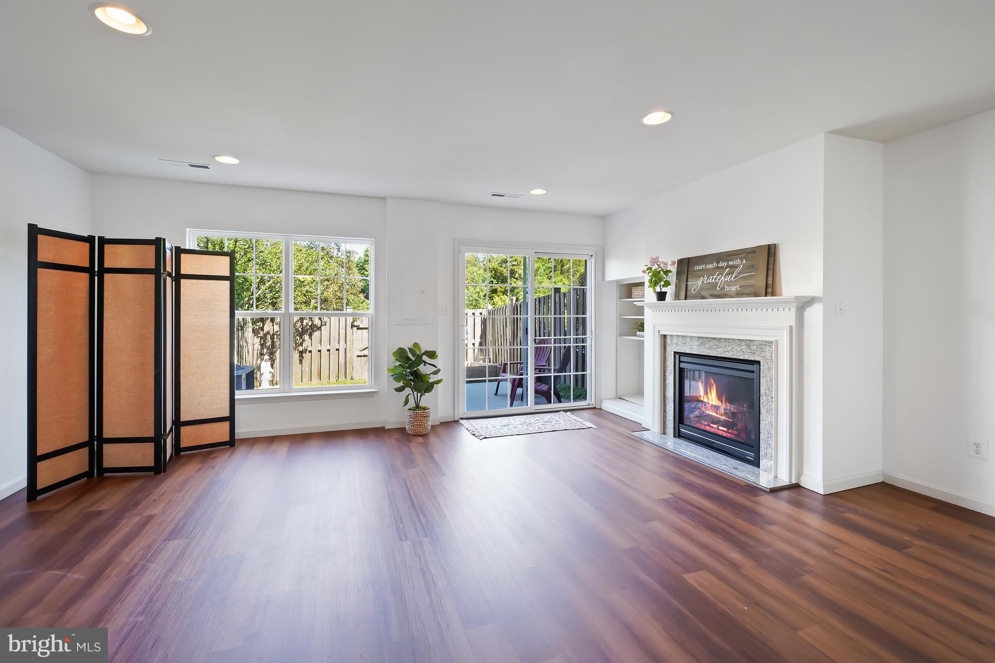 PEMBROOKE/VICTORY LAKES - Residential