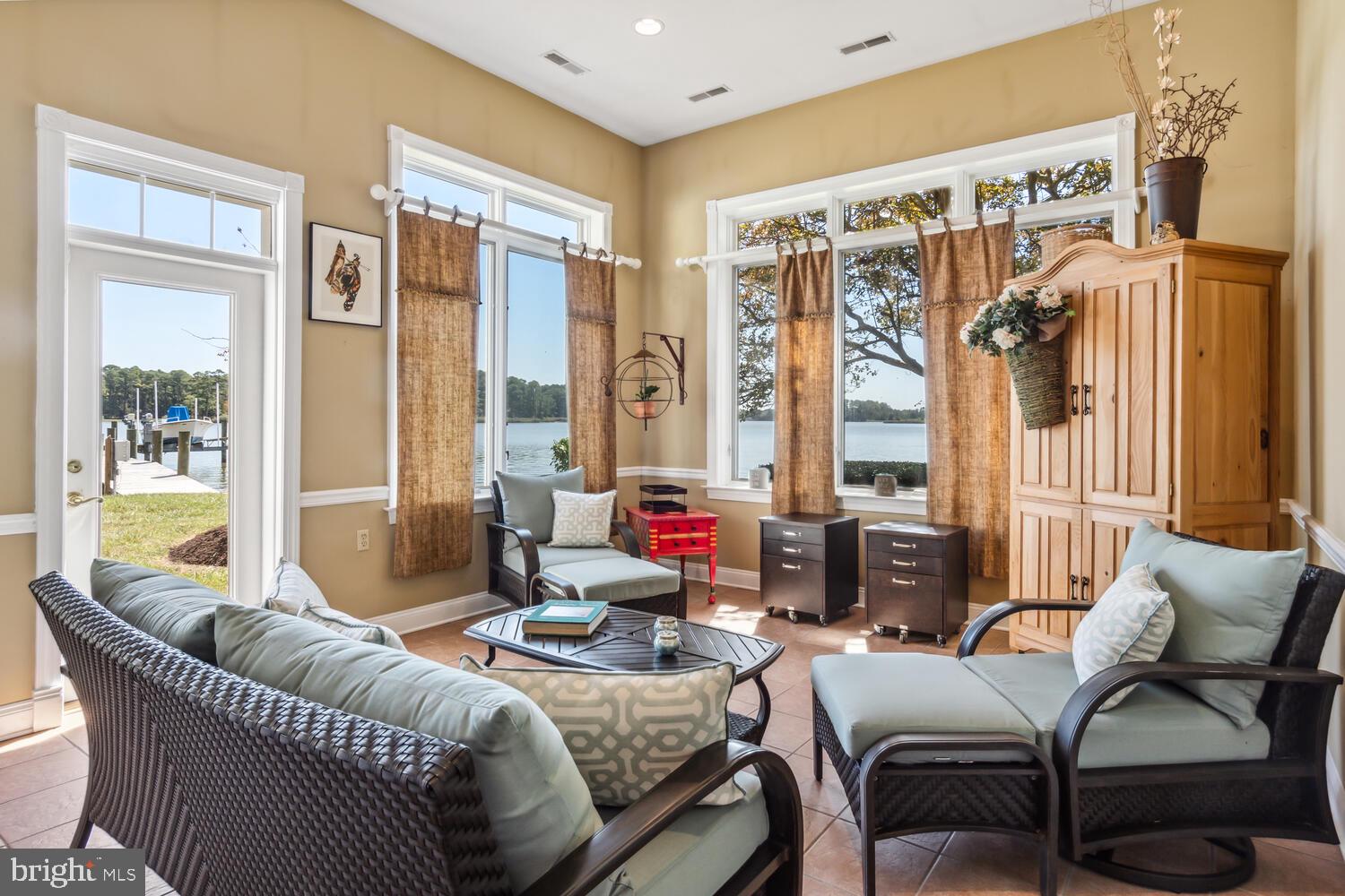 WOOLFORD - Residential