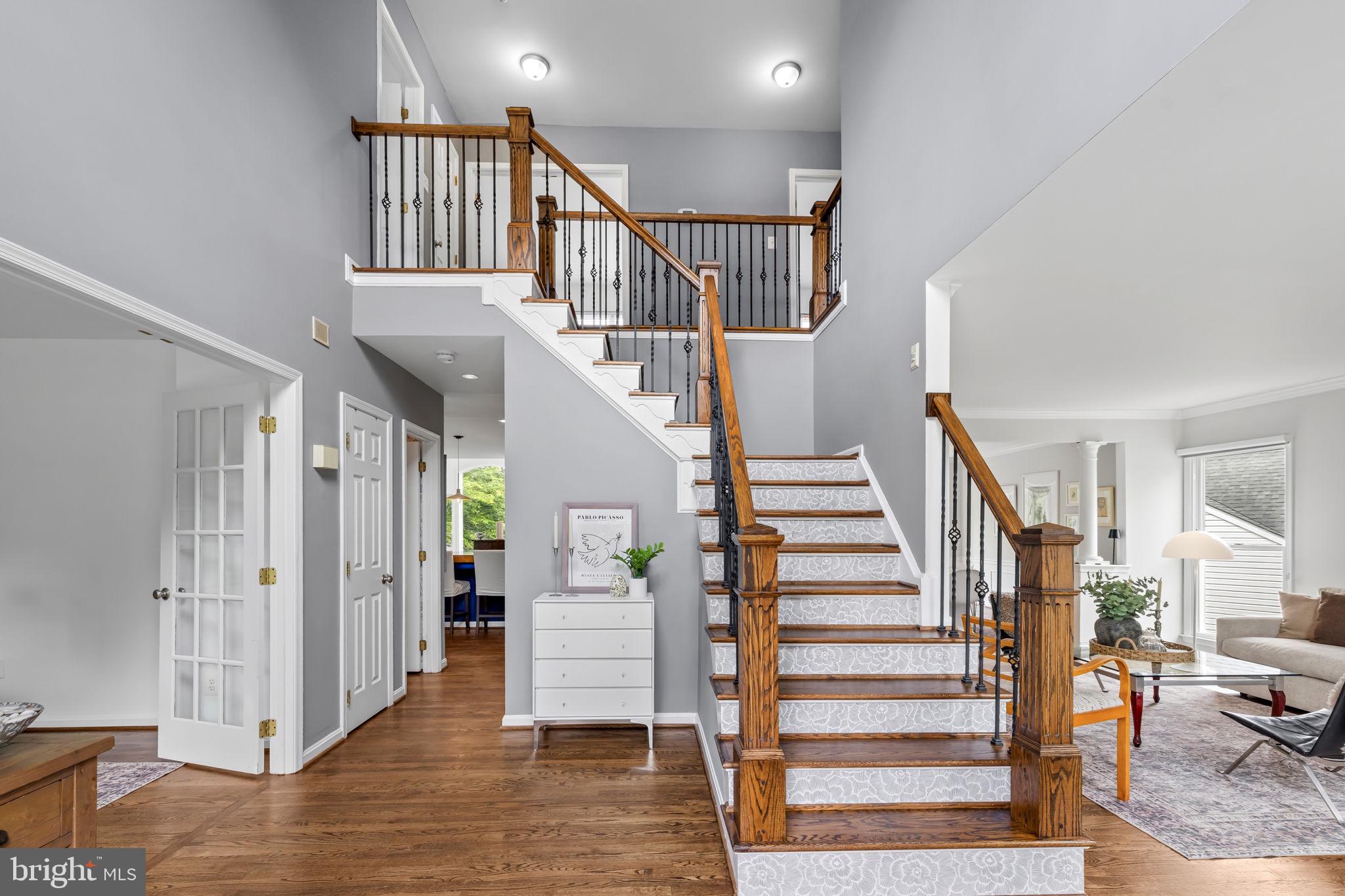 2900 BLOWING ROCK COURT