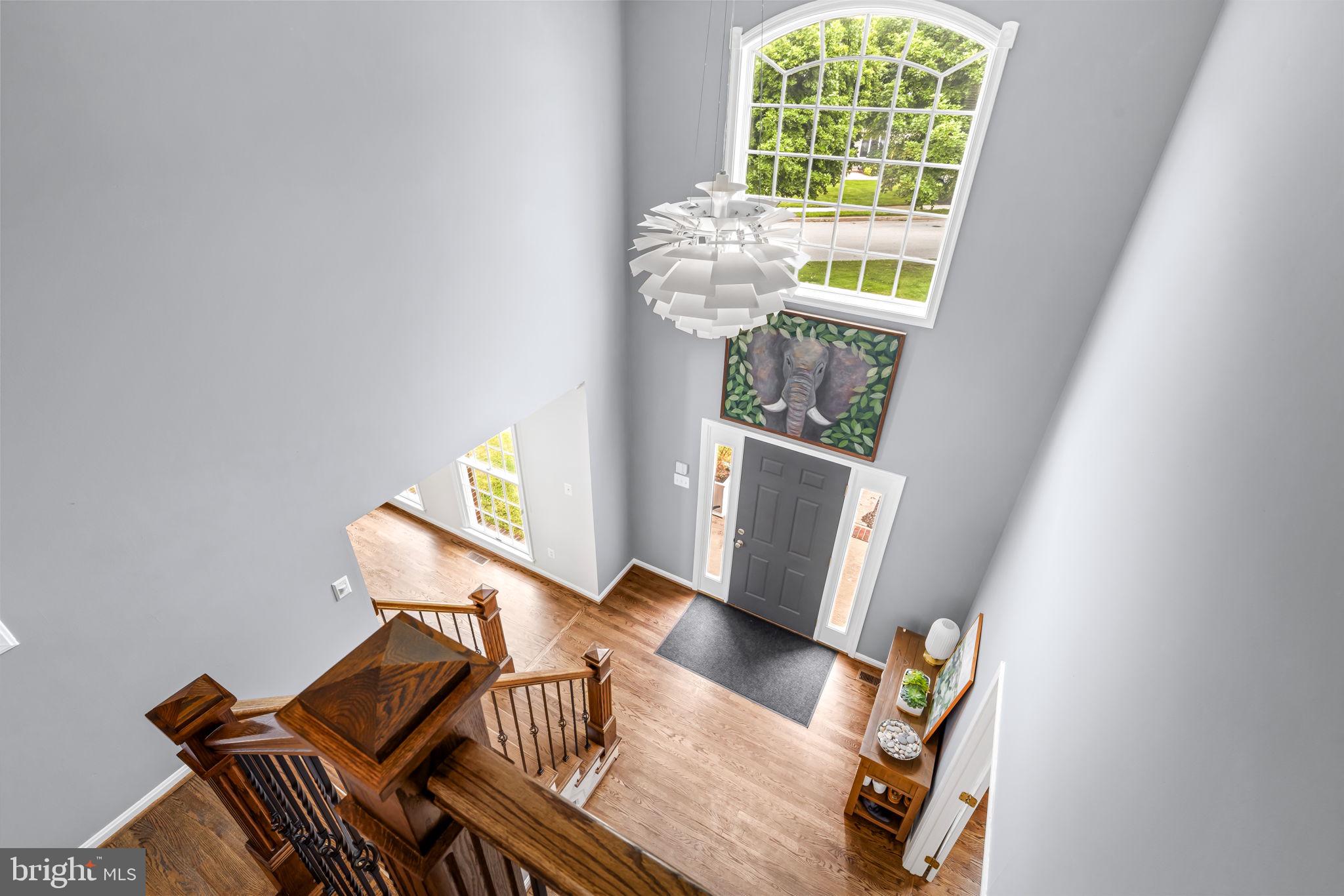 2900 BLOWING ROCK COURT